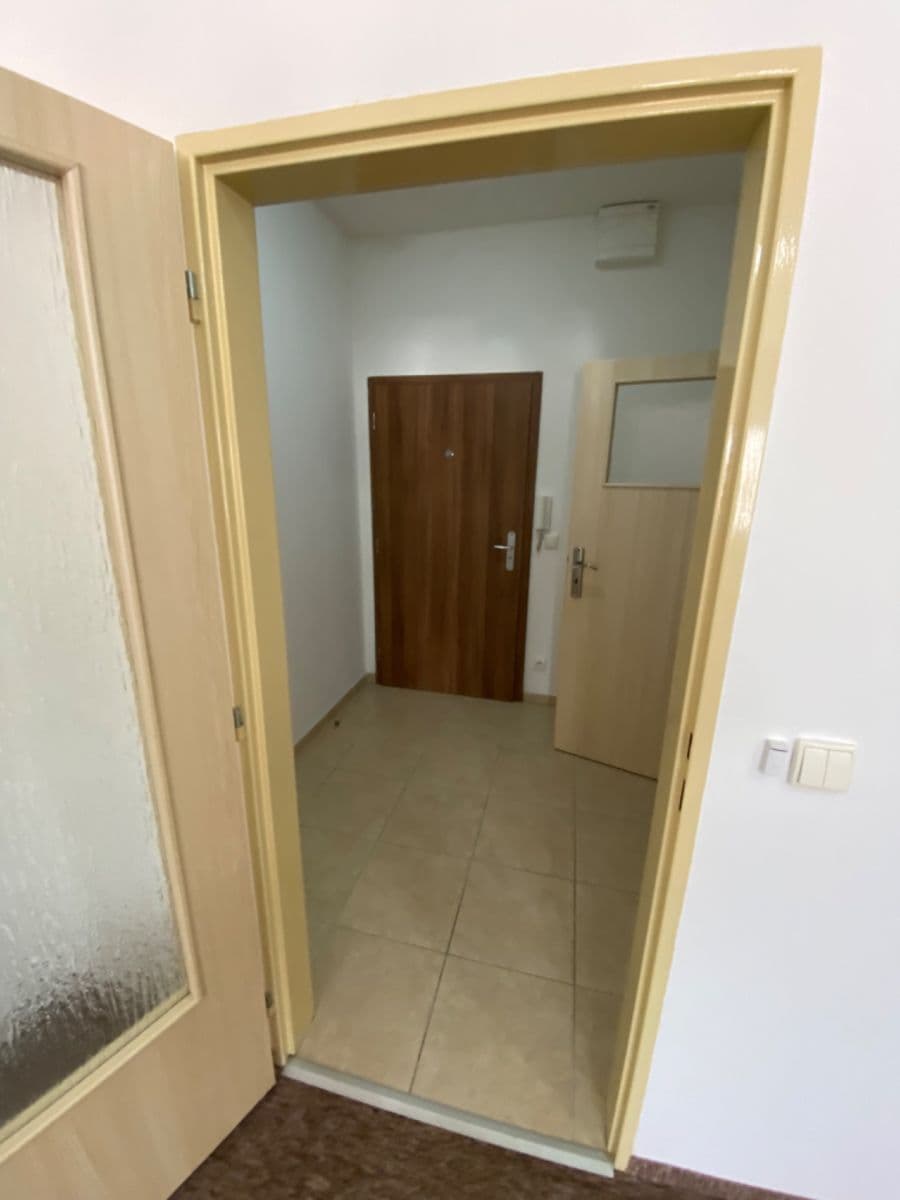 Studio flat to rent, 35 m², Otvovice, Středočeský Region Studio flat to rent, 35 m², Otvovice, Středočeský Region