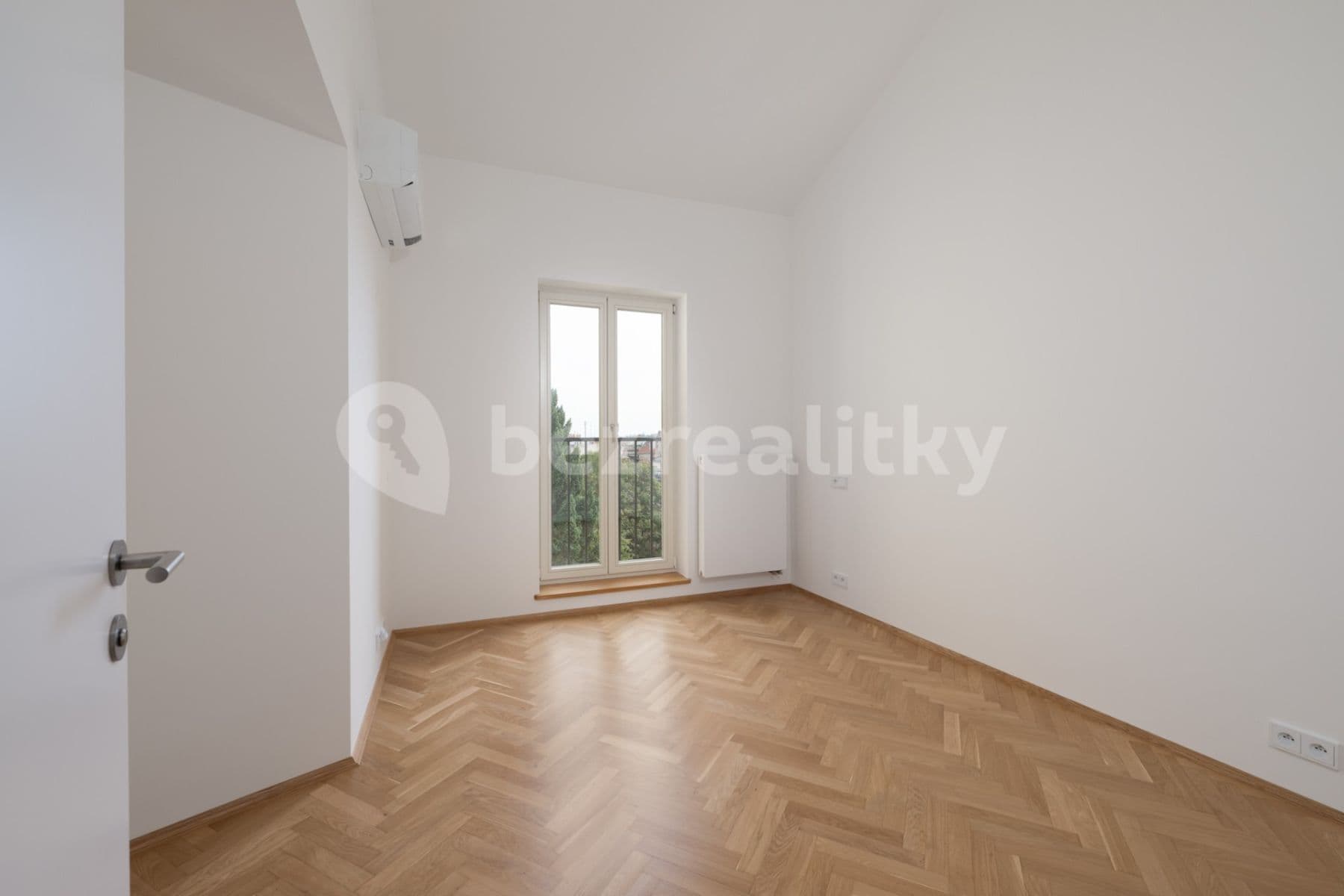 2 bedroom with open-plan kitchen flat for sale, 109 m², Pod Karlovem, Prague, Prague 2 bedroom with open-plan kitchen flat for sale, 109 m², Pod Karlovem, Prague, Prague