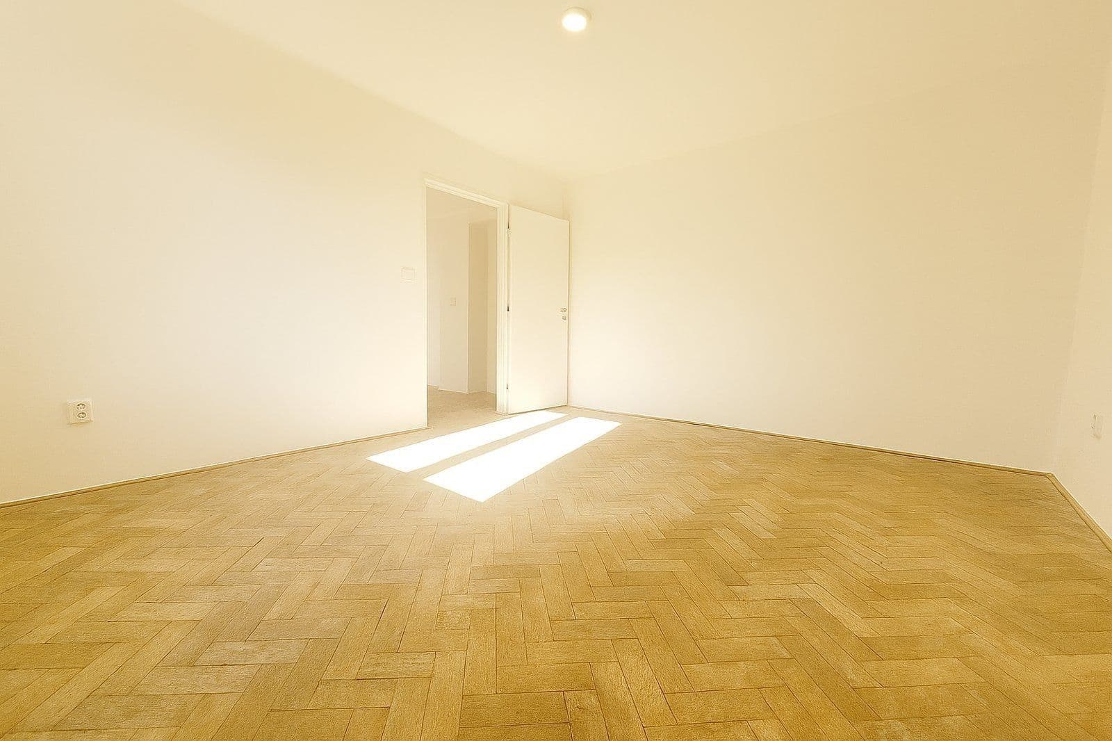 3 bedroom flat to rent, 69 m², Obránců míru, Havířov, Moravskoslezský Region 3 bedroom flat to rent, 69 m², Obránců míru, Havířov, Moravskoslezský Region