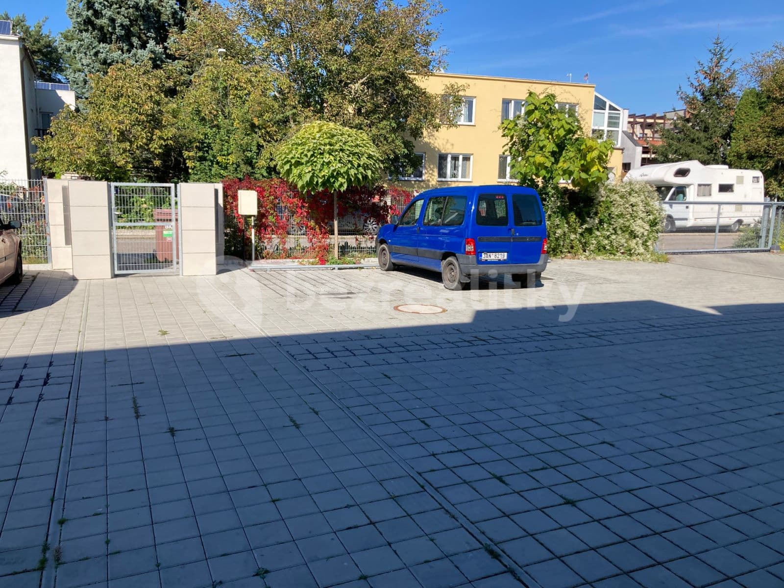 1 bedroom with open-plan kitchen flat to rent, 59 m², Lačnovská, Prague, Prague 1 bedroom with open-plan kitchen flat to rent, 59 m², Lačnovská, Prague, Prague