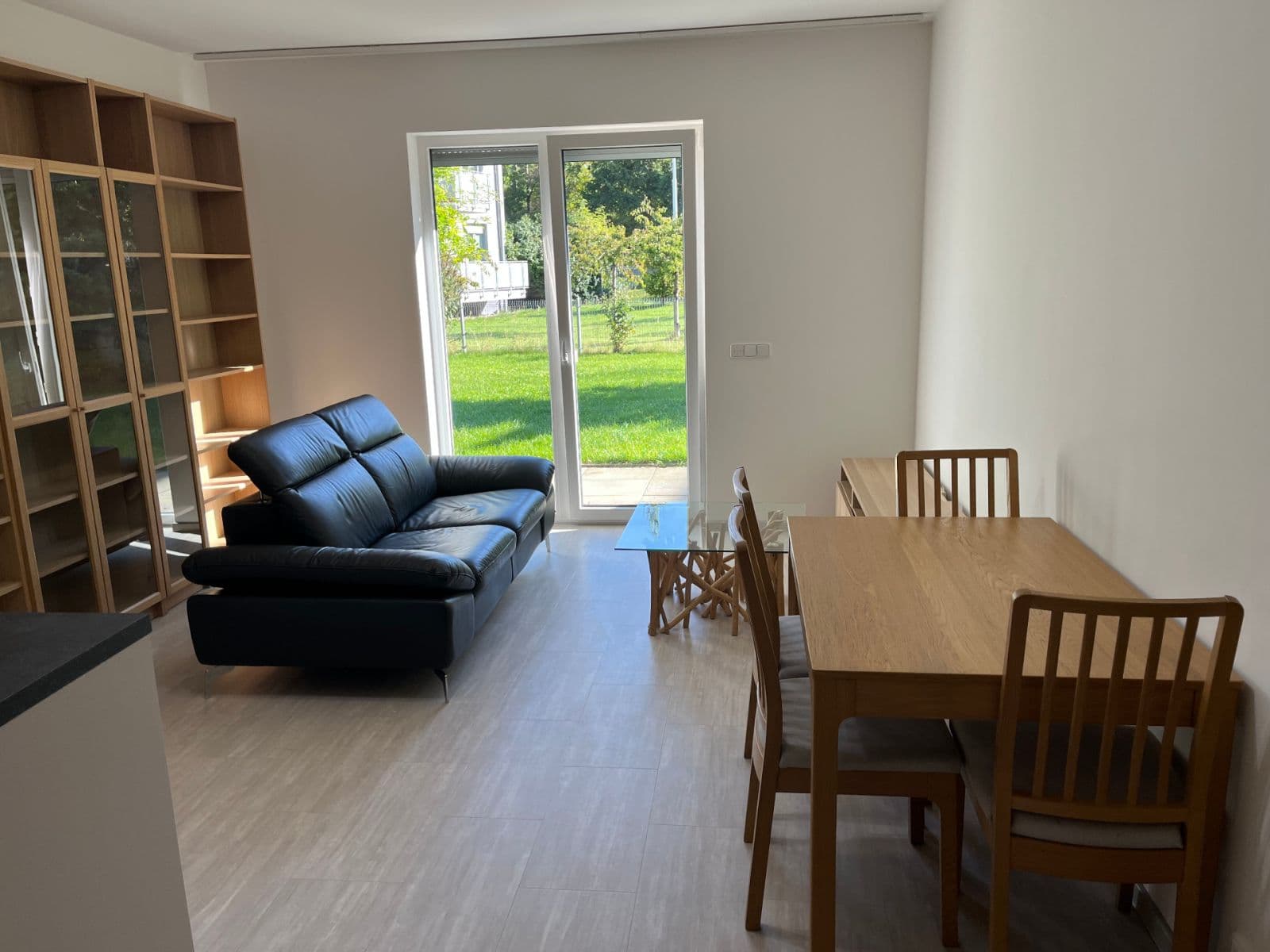 1 bedroom with open-plan kitchen flat to rent, 59 m², Lačnovská, Prague, Prague 1 bedroom with open-plan kitchen flat to rent, 59 m², Lačnovská, Prague, Prague