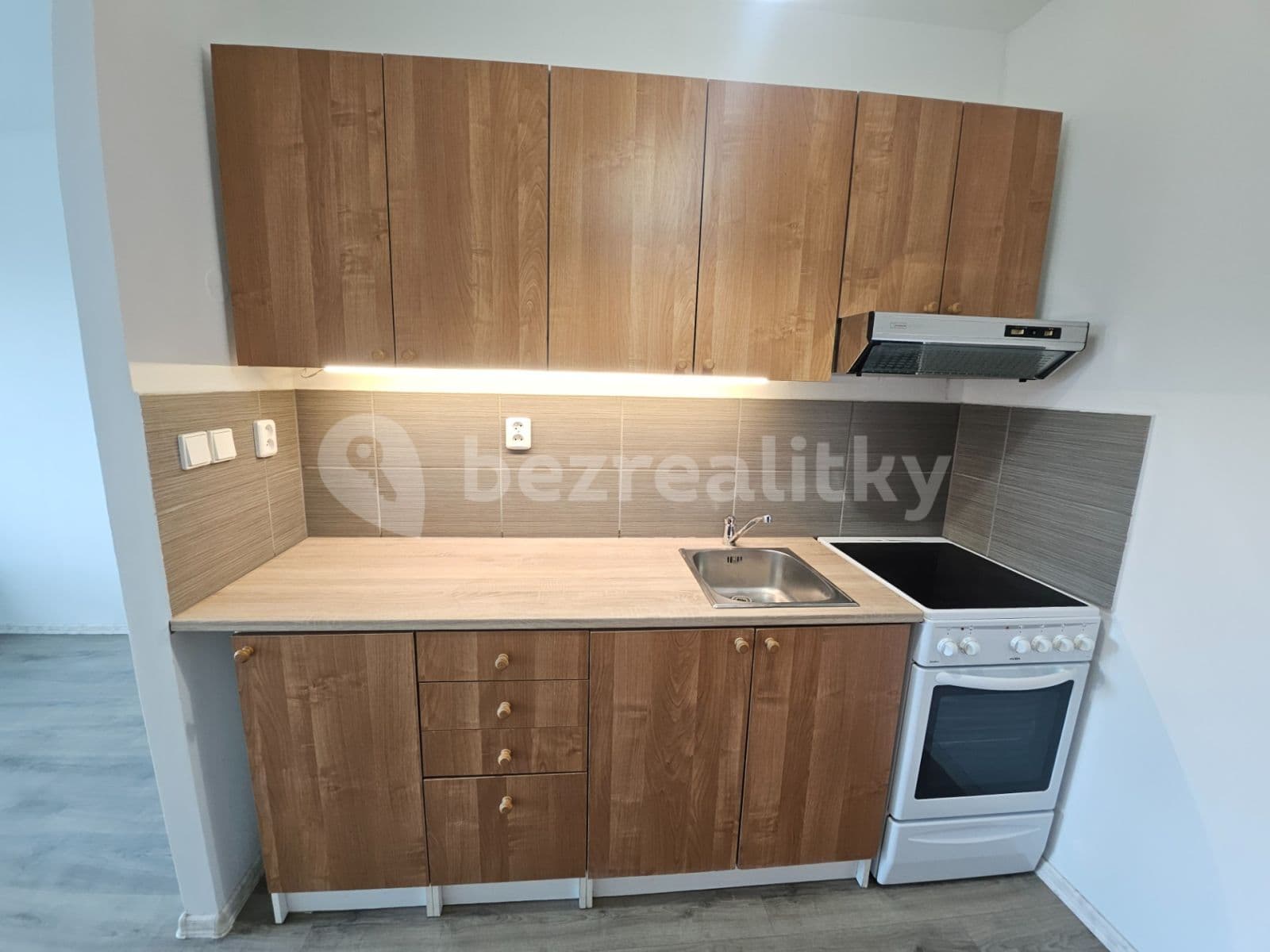 1 bedroom with open-plan kitchen flat to rent, 45 m², Letovská, Prague, Prague 1 bedroom with open-plan kitchen flat to rent, 45 m², Letovská, Prague, Prague