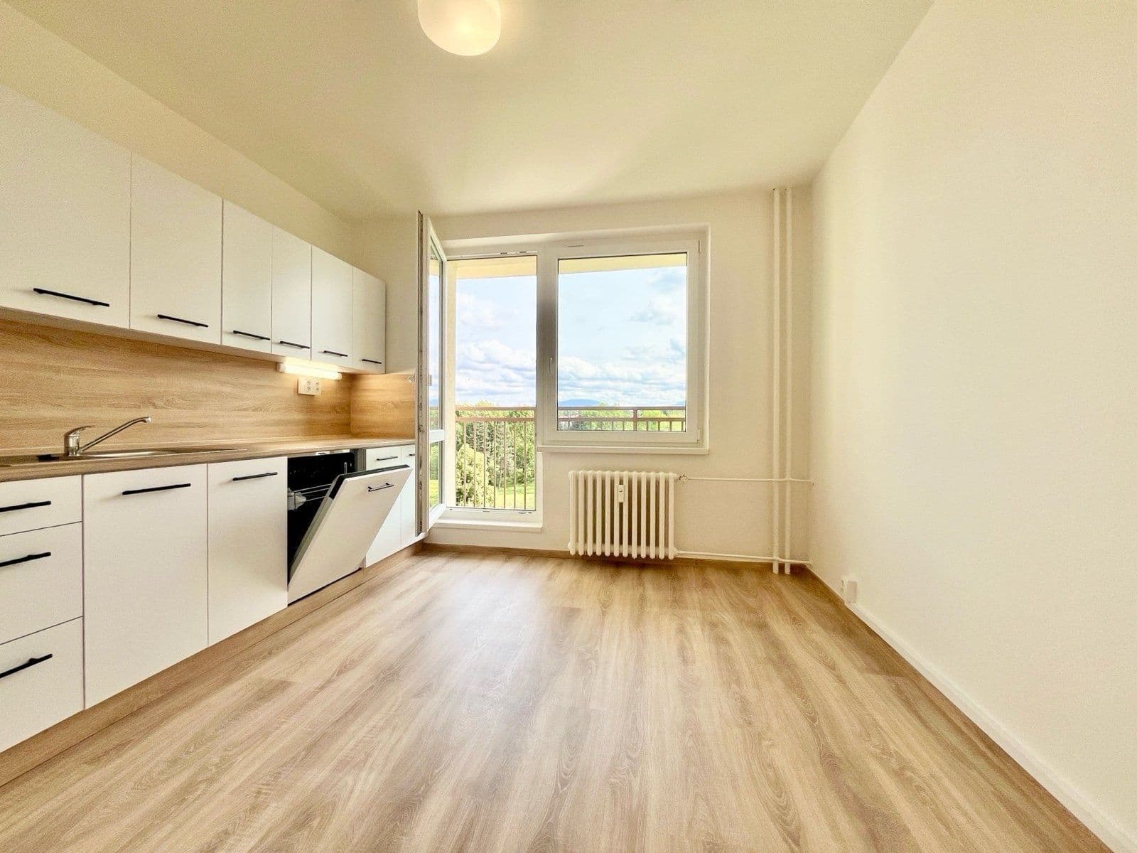 3 bedroom flat to rent, 66 m², Československé armády, Frýdek-Místek, Moravskoslezský Region 3 bedroom flat to rent, 66 m², Československé armády, Frýdek-Místek, Moravskoslezský Region