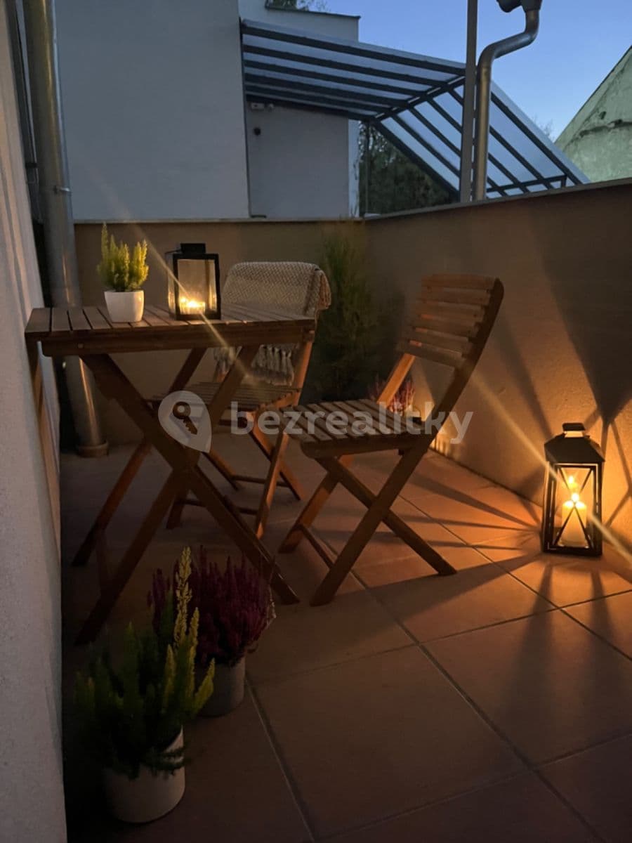 1 bedroom flat to rent, 38 m², Otvovice, Středočeský Region 1 bedroom flat to rent, 38 m², Otvovice, Středočeský Region