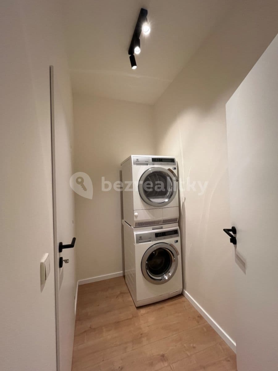 1 bedroom flat to rent, 38 m², Otvovice, Středočeský Region 1 bedroom flat to rent, 38 m², Otvovice, Středočeský Region