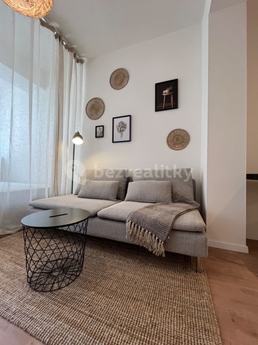 1 bedroom flat to rent, 38 m², Otvovice, Středočeský Region 1 bedroom flat to rent, 38 m², Otvovice, Středočeský Region