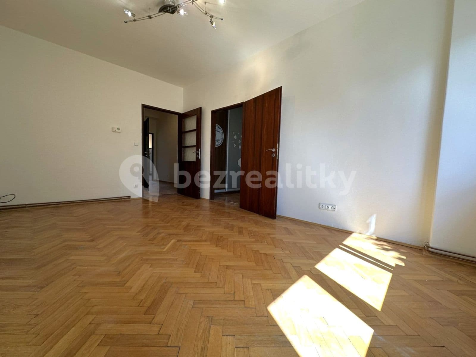 2 bedroom with open-plan kitchen flat to rent, 65 m², Prague, Prague 2 bedroom with open-plan kitchen flat to rent, 65 m², Prague, Prague