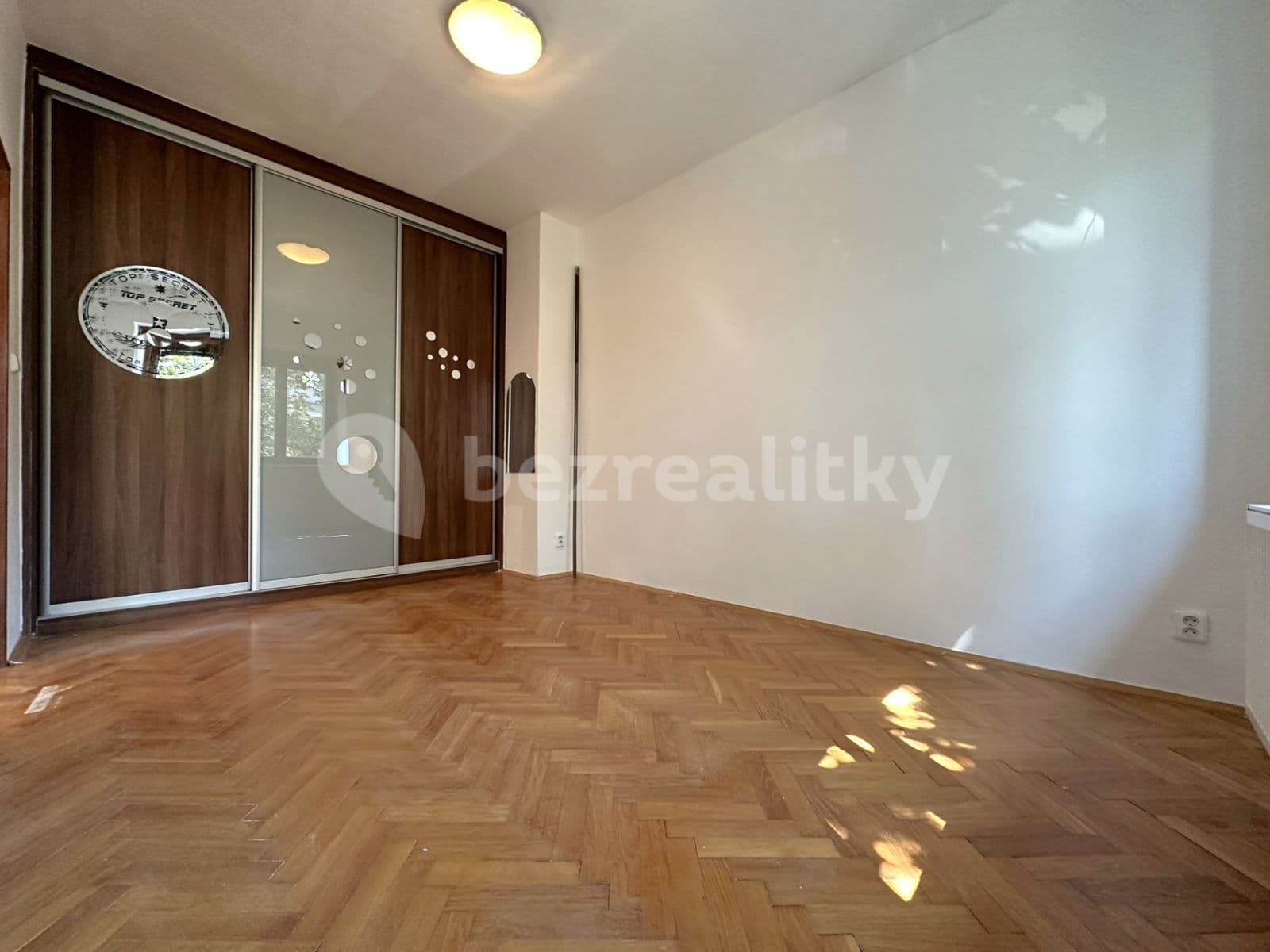 2 bedroom with open-plan kitchen flat to rent, 65 m², Prague, Prague 2 bedroom with open-plan kitchen flat to rent, 65 m², Prague, Prague