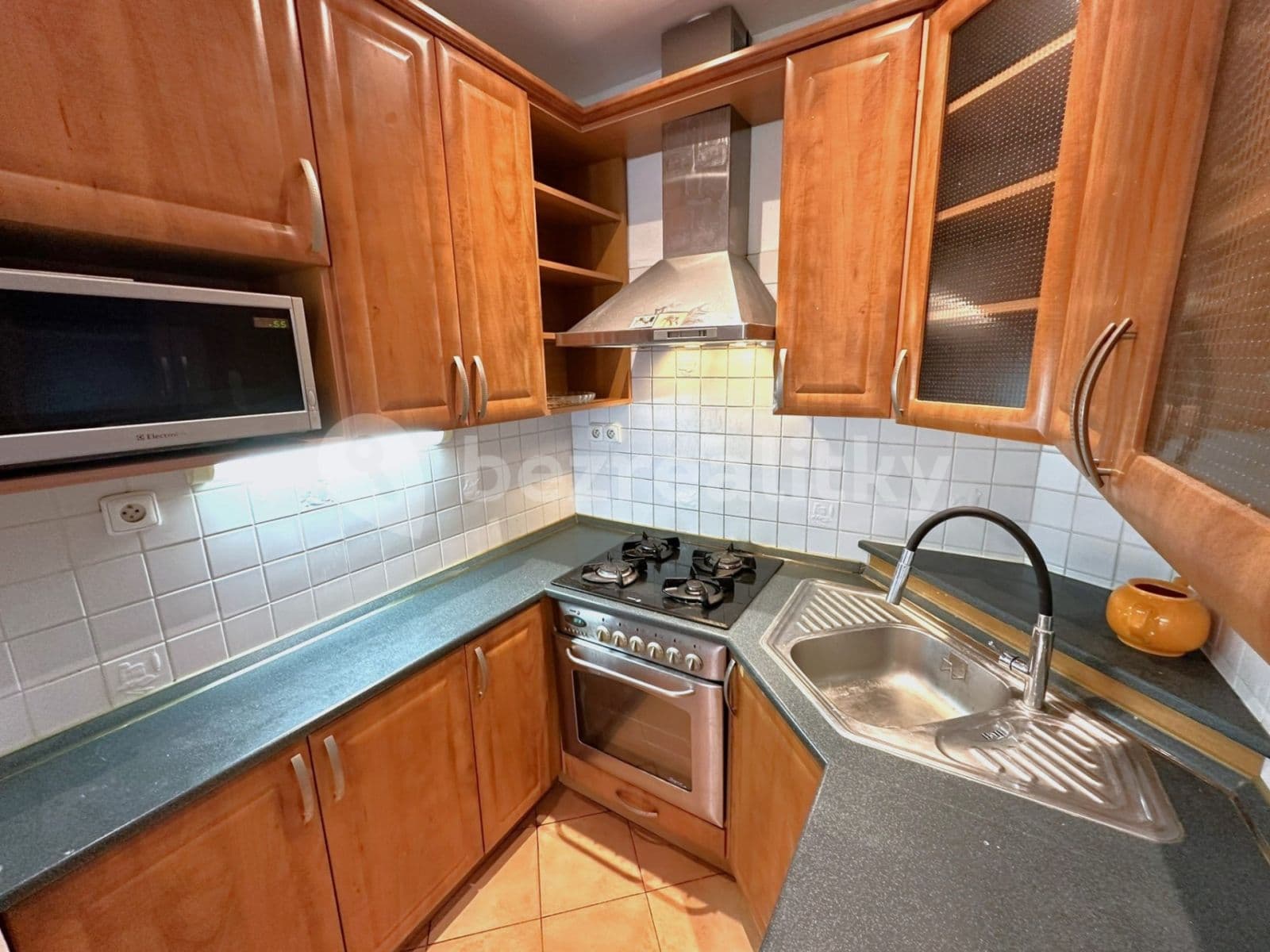 2 bedroom with open-plan kitchen flat to rent, 65 m², Prague, Prague 2 bedroom with open-plan kitchen flat to rent, 65 m², Prague, Prague