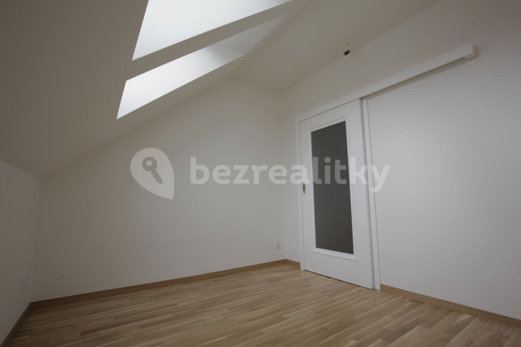 1 bedroom with open-plan kitchen flat to rent, 44 m², U Studánky, Prague, Prague 1 bedroom with open-plan kitchen flat to rent, 44 m², U Studánky, Prague, Prague