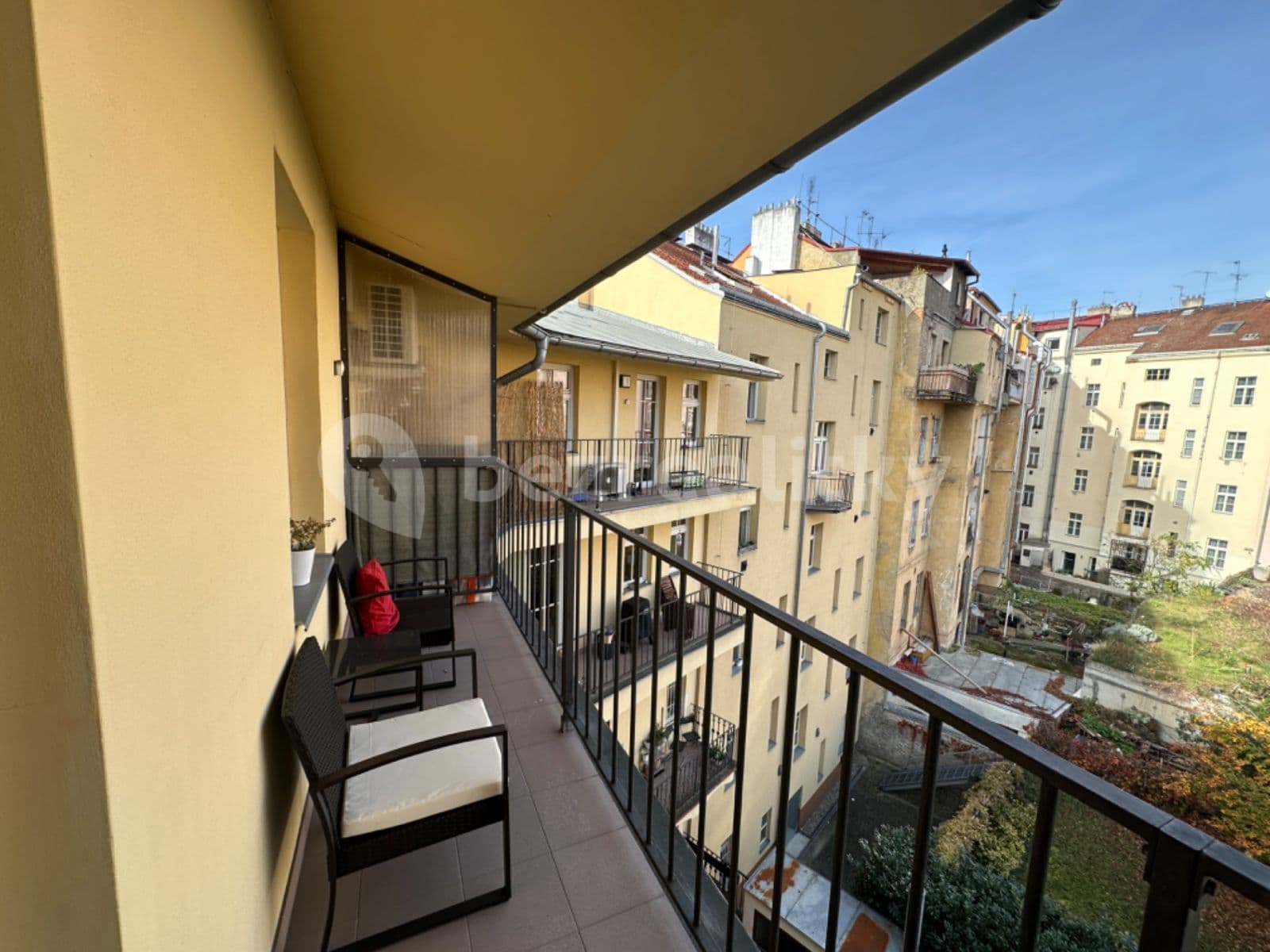 1 bedroom with open-plan kitchen flat to rent, 71 m², Kodaňská, Prague, Prague 1 bedroom with open-plan kitchen flat to rent, 71 m², Kodaňská, Prague, Prague