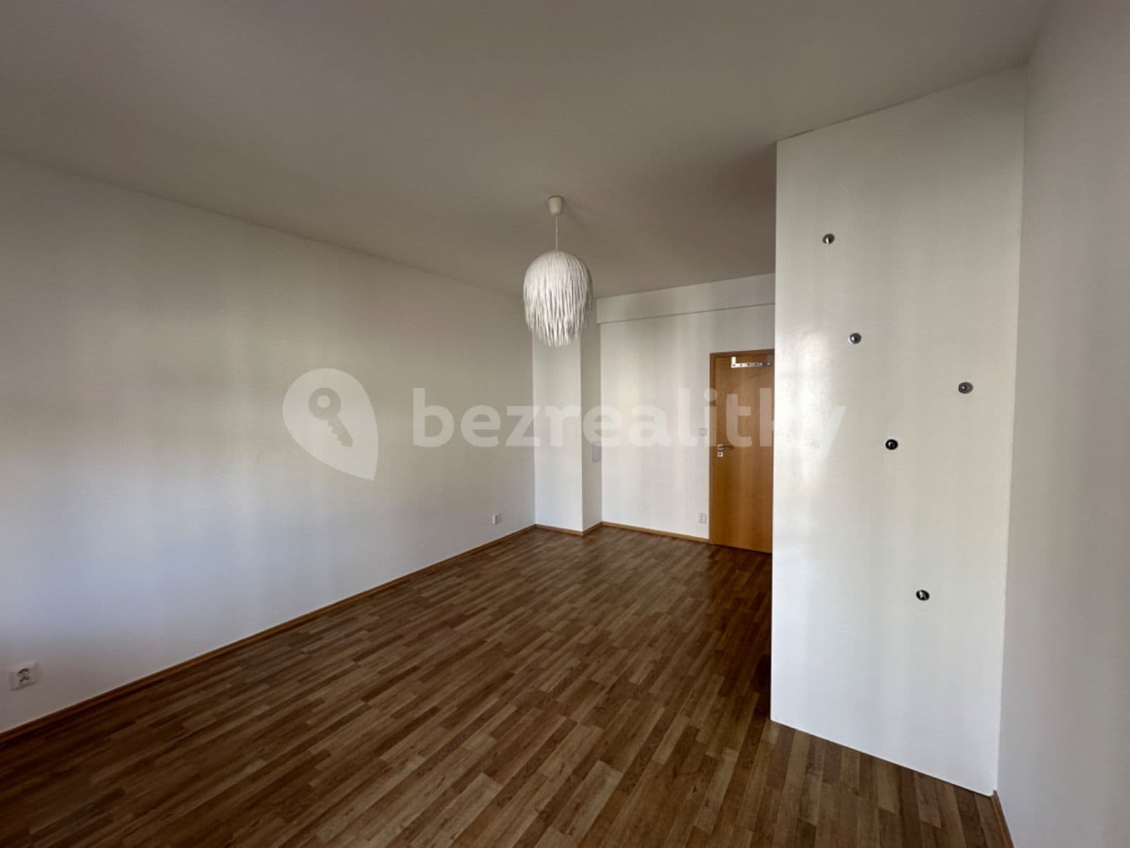 1 bedroom with open-plan kitchen flat to rent, 71 m², Kodaňská, Prague, Prague 1 bedroom with open-plan kitchen flat to rent, 71 m², Kodaňská, Prague, Prague