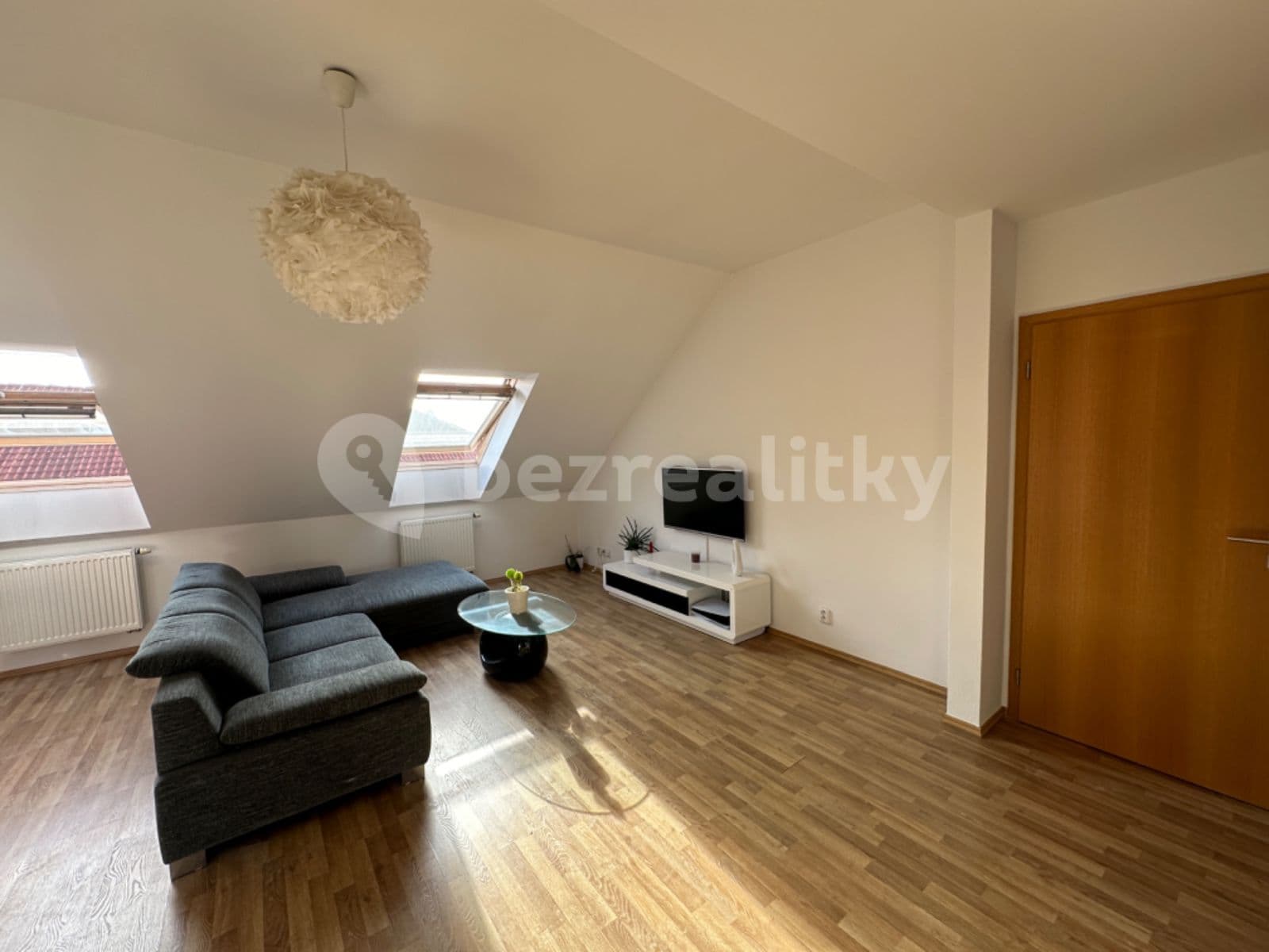 1 bedroom with open-plan kitchen flat to rent, 71 m², Kodaňská, Prague, Prague 1 bedroom with open-plan kitchen flat to rent, 71 m², Kodaňská, Prague, Prague