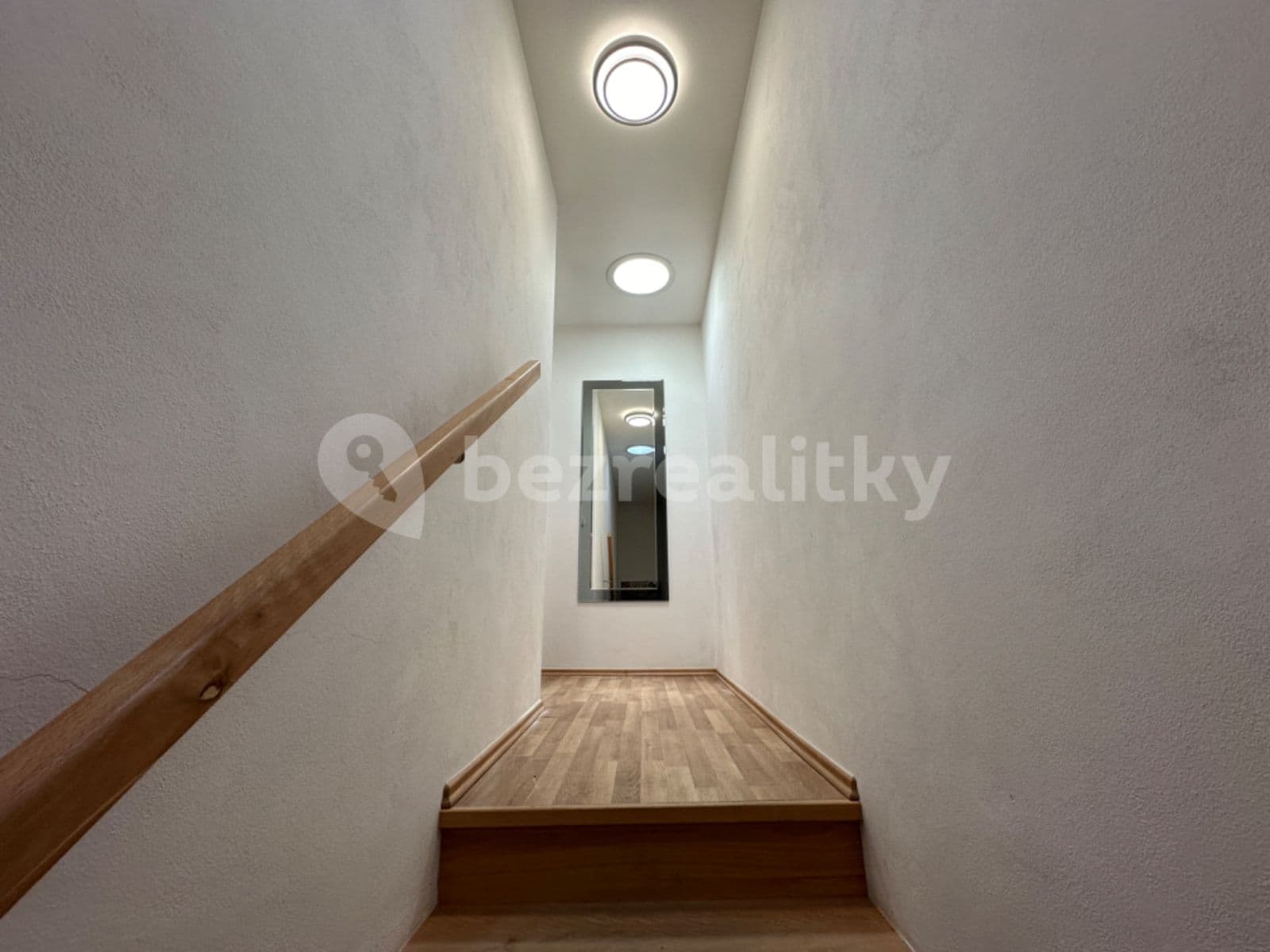 1 bedroom with open-plan kitchen flat to rent, 71 m², Kodaňská, Prague, Prague 1 bedroom with open-plan kitchen flat to rent, 71 m², Kodaňská, Prague, Prague