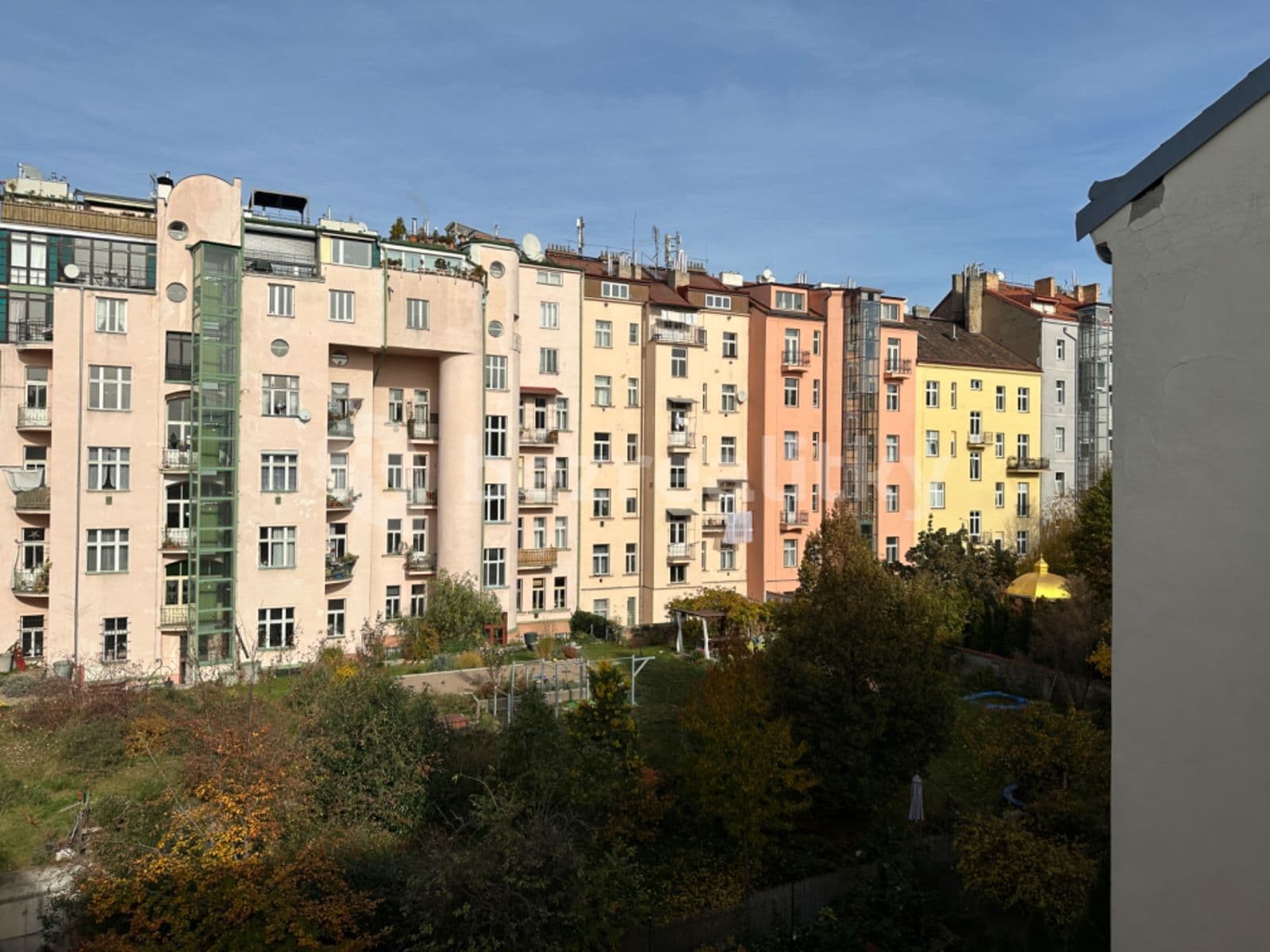 1 bedroom with open-plan kitchen flat to rent, 71 m², Kodaňská, Prague, Prague 1 bedroom with open-plan kitchen flat to rent, 71 m², Kodaňská, Prague, Prague