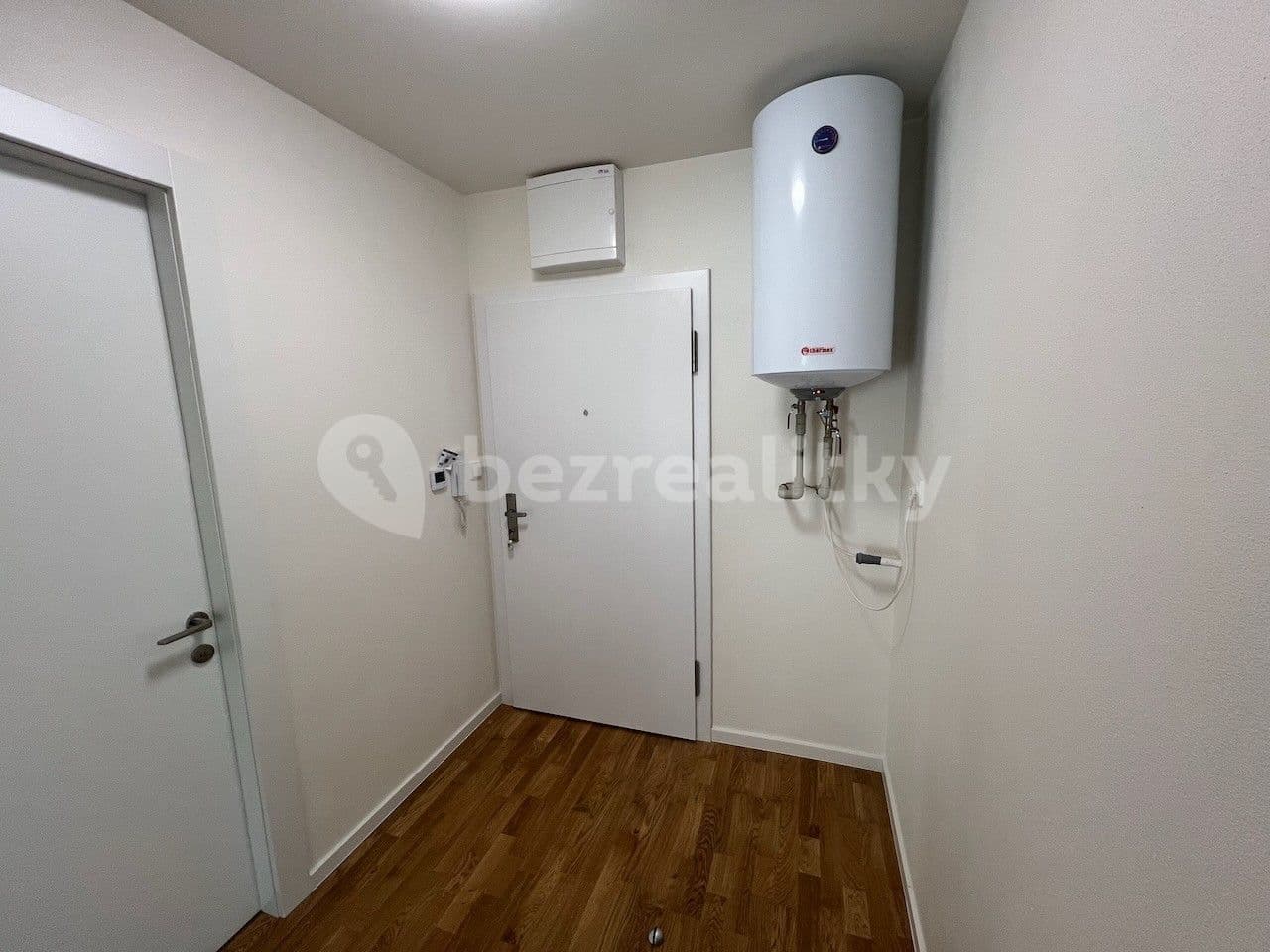 Studio flat to rent, 31 m², Hornická, Dubňany, Jihomoravský Region Studio flat to rent, 31 m², Hornická, Dubňany, Jihomoravský Region