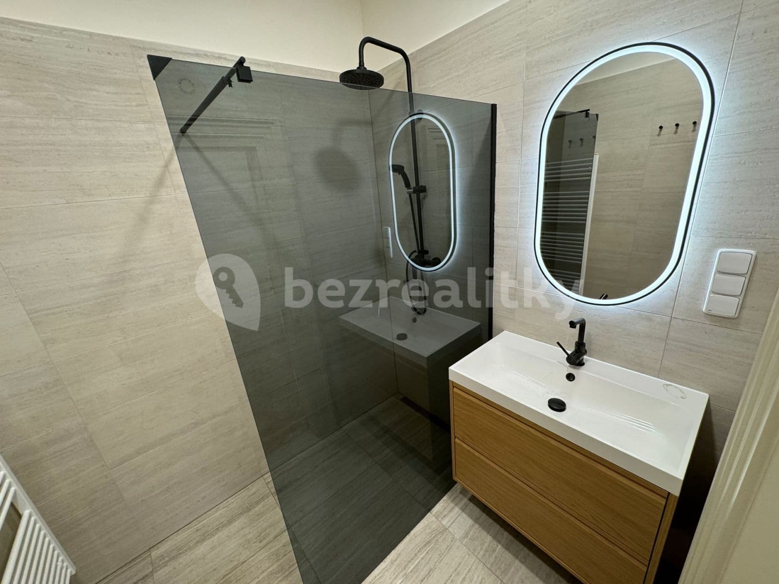 1 bedroom with open-plan kitchen flat to rent, 56 m², Jungmannova, Prague, Prague 1 bedroom with open-plan kitchen flat to rent, 56 m², Jungmannova, Prague, Prague