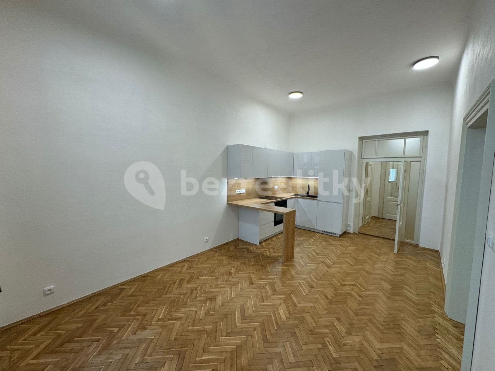 1 bedroom with open-plan kitchen flat to rent, 56 m², Jungmannova, Prague, Prague 1 bedroom with open-plan kitchen flat to rent, 56 m², Jungmannova, Prague, Prague