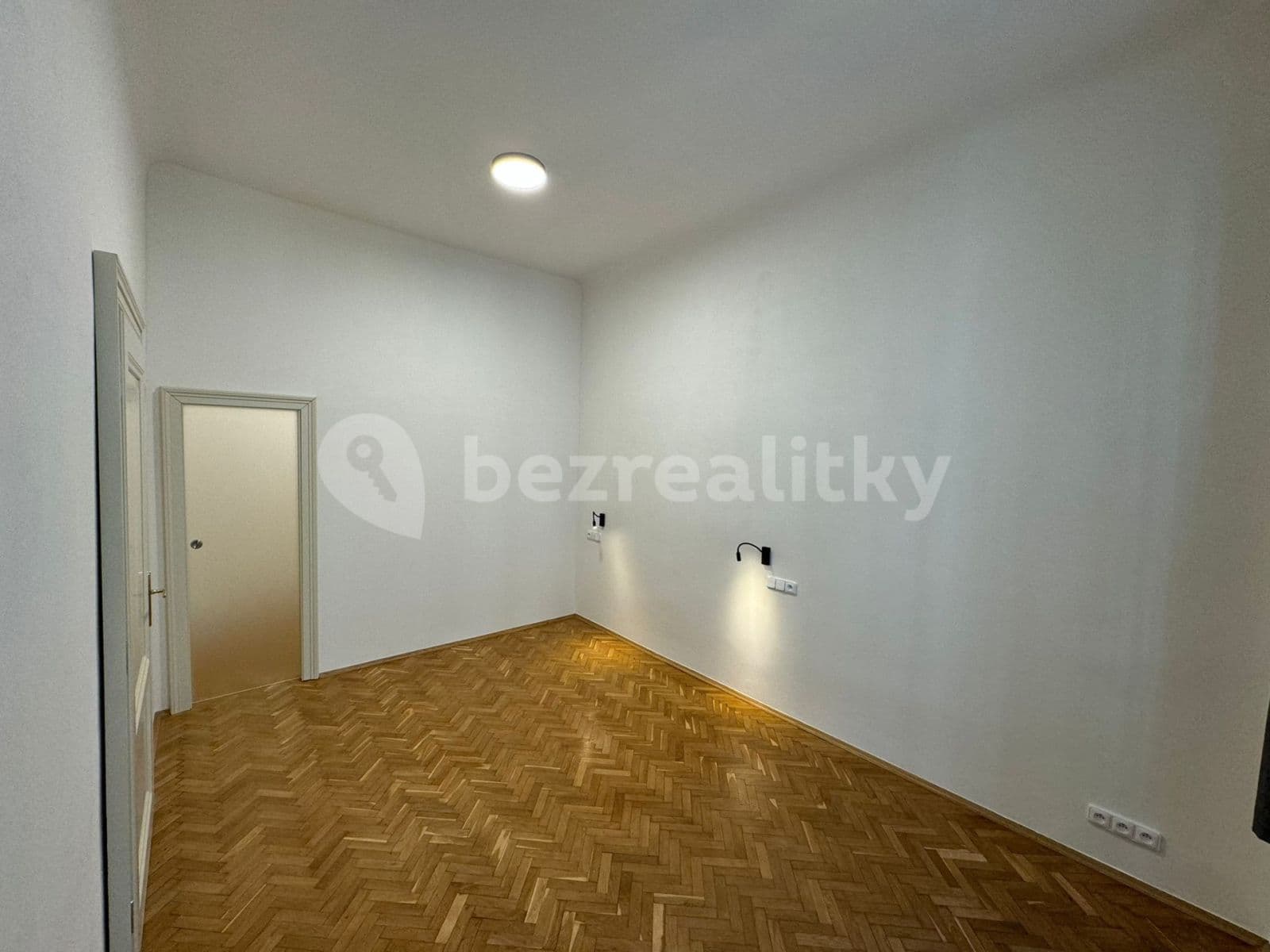 1 bedroom with open-plan kitchen flat to rent, 56 m², Jungmannova, Prague, Prague 1 bedroom with open-plan kitchen flat to rent, 56 m², Jungmannova, Prague, Prague