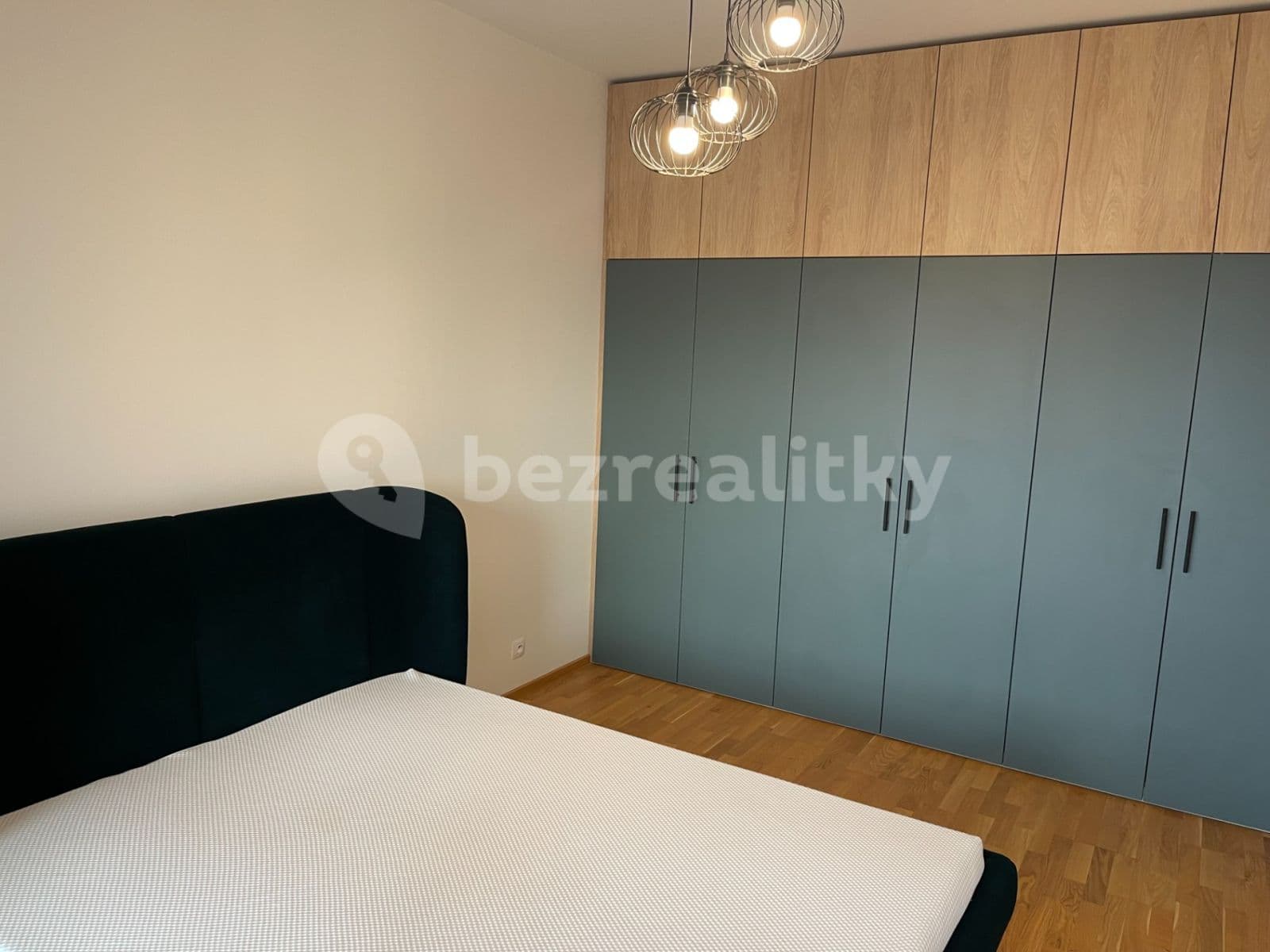 1 bedroom with open-plan kitchen flat to rent, 52 m², Sanderova, Prague, Prague 1 bedroom with open-plan kitchen flat to rent, 52 m², Sanderova, Prague, Prague