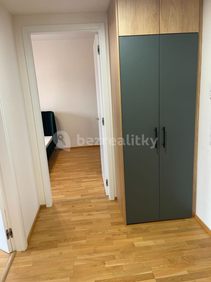 1 bedroom with open-plan kitchen flat to rent, 52 m², Sanderova, Prague, Prague 1 bedroom with open-plan kitchen flat to rent, 52 m², Sanderova, Prague, Prague
