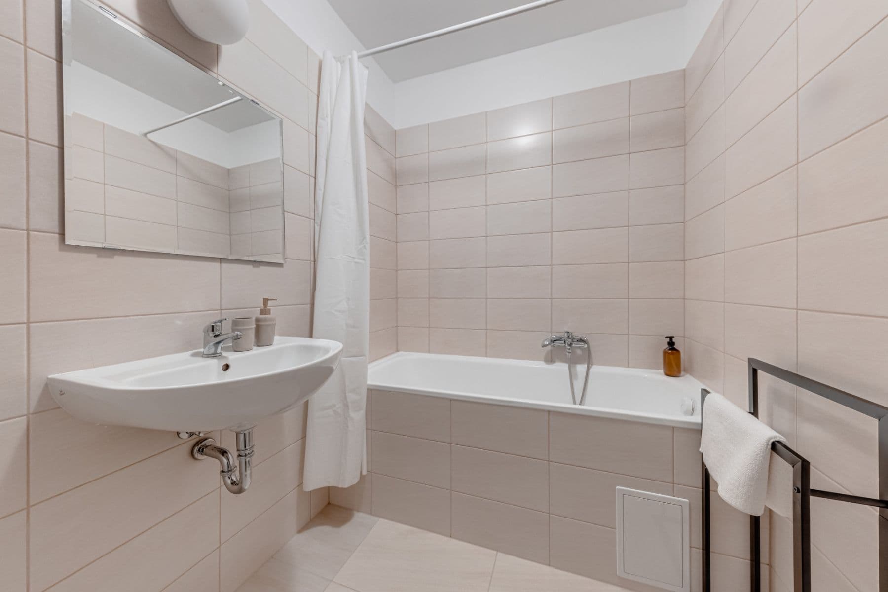 flat to rent, 33 m², Víta Nejedlého, Prague, Prague flat to rent, 33 m², Víta Nejedlého, Prague, Prague