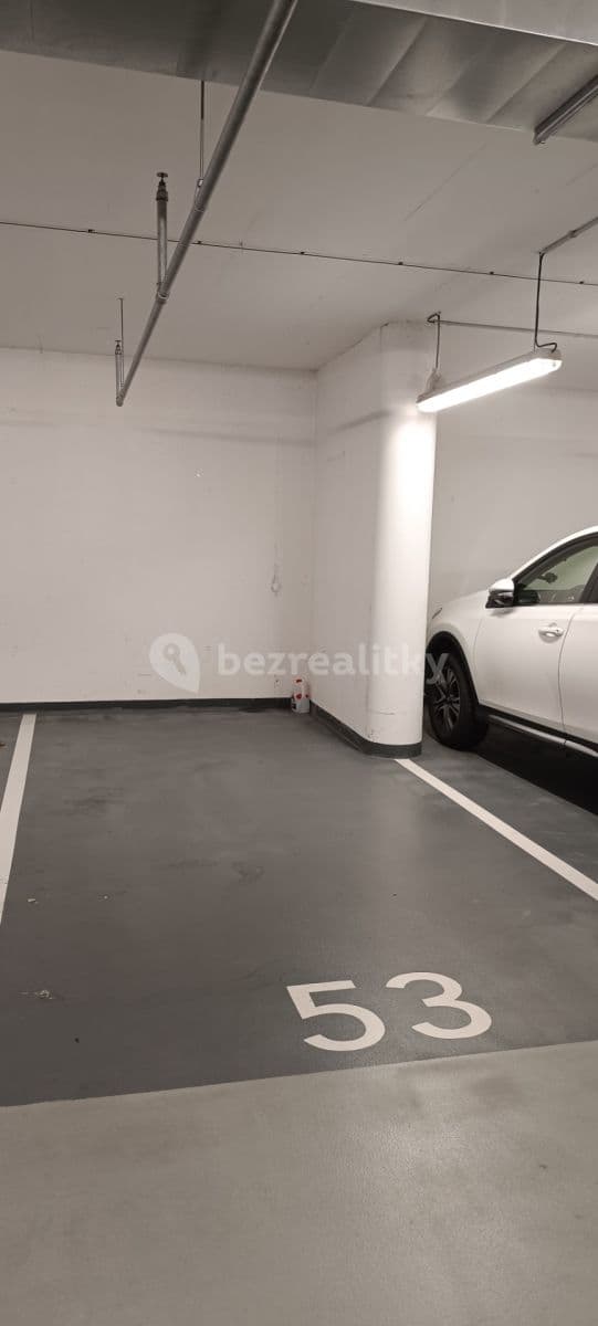 garage to rent, 15 m², Korunní, Prague, Prague garage to rent, 15 m², Korunní, Prague, Prague