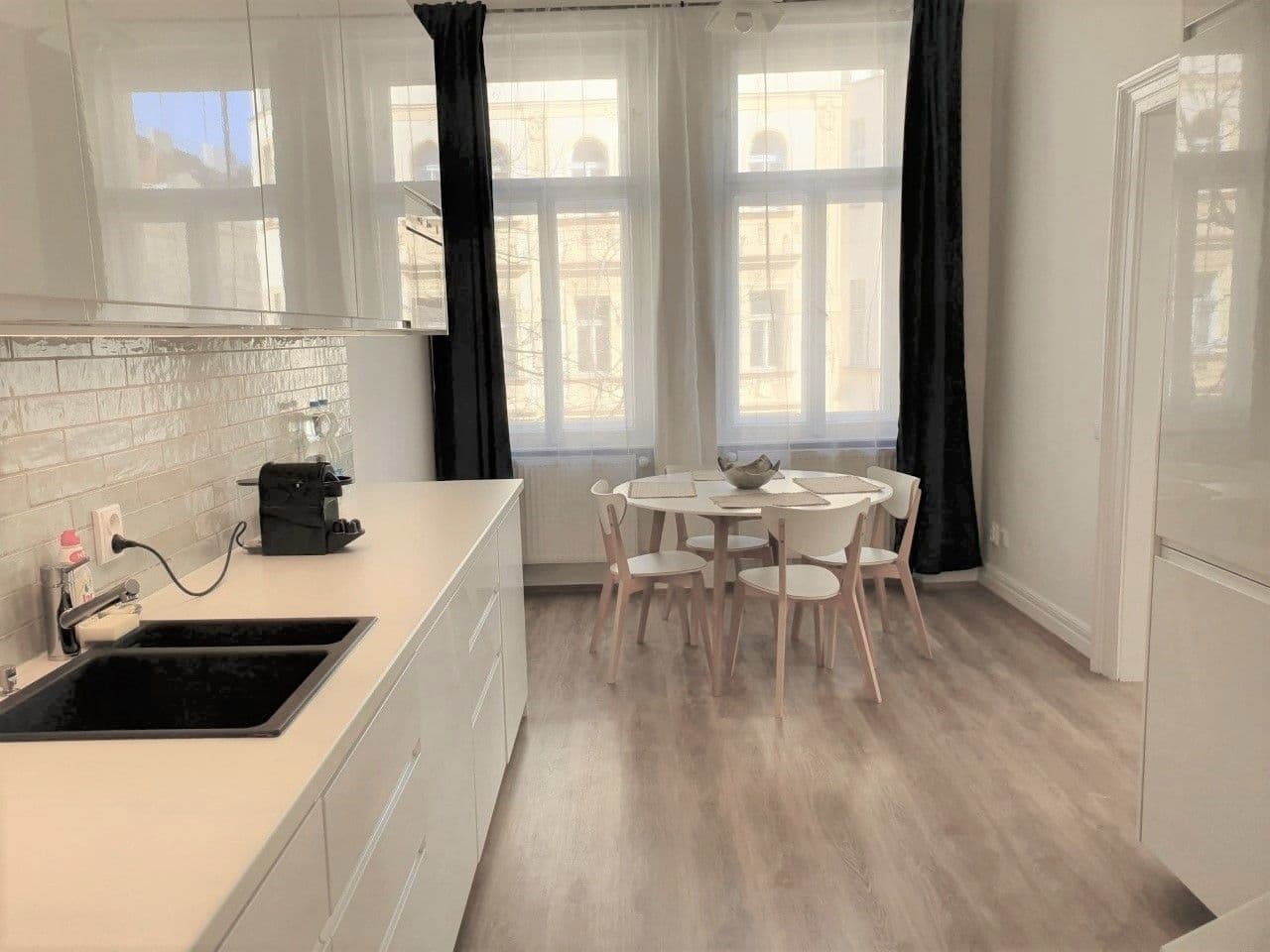 flat to rent, 110 m², Mánesova, Prague, Prague flat to rent, 110 m², Mánesova, Prague, Prague