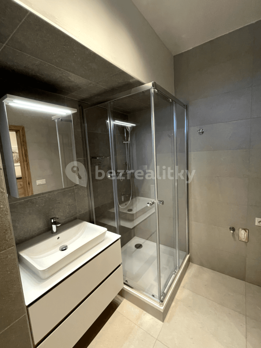 1 bedroom flat to rent, 47 m², Řepova, Brno, Jihomoravský Region 1 bedroom flat to rent, 47 m², Řepova, Brno, Jihomoravský Region