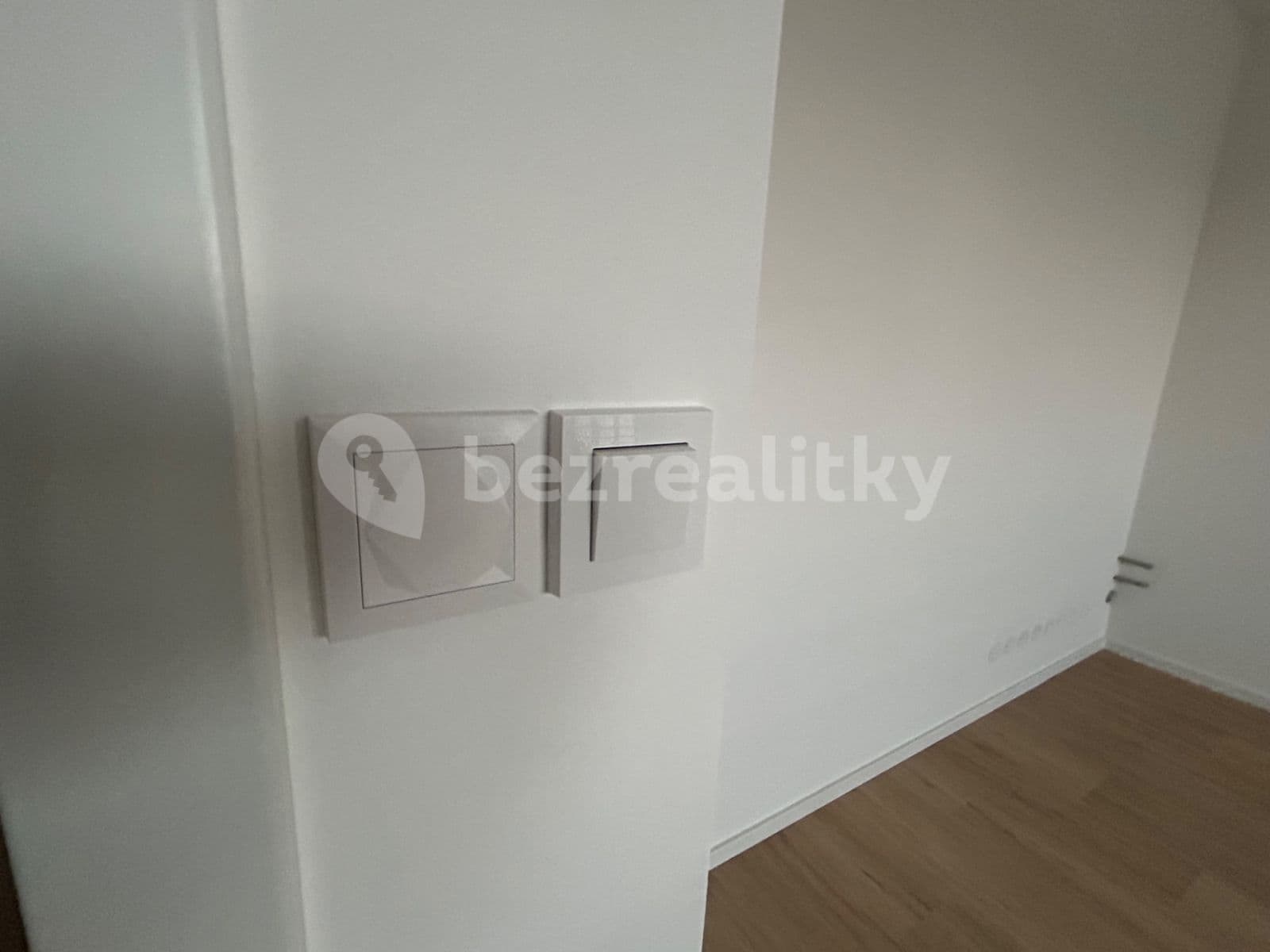 1 bedroom with open-plan kitchen flat to rent, 49 m², Hábova, Prague, Prague 1 bedroom with open-plan kitchen flat to rent, 49 m², Hábova, Prague, Prague