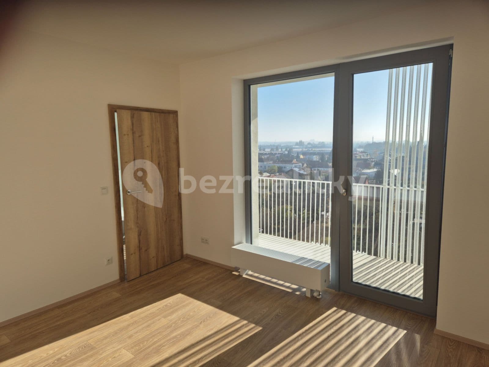 1 bedroom with open-plan kitchen flat to rent, 41 m², Řepova, Brno, Jihomoravský Region 1 bedroom with open-plan kitchen flat to rent, 41 m², Řepova, Brno, Jihomoravský Region