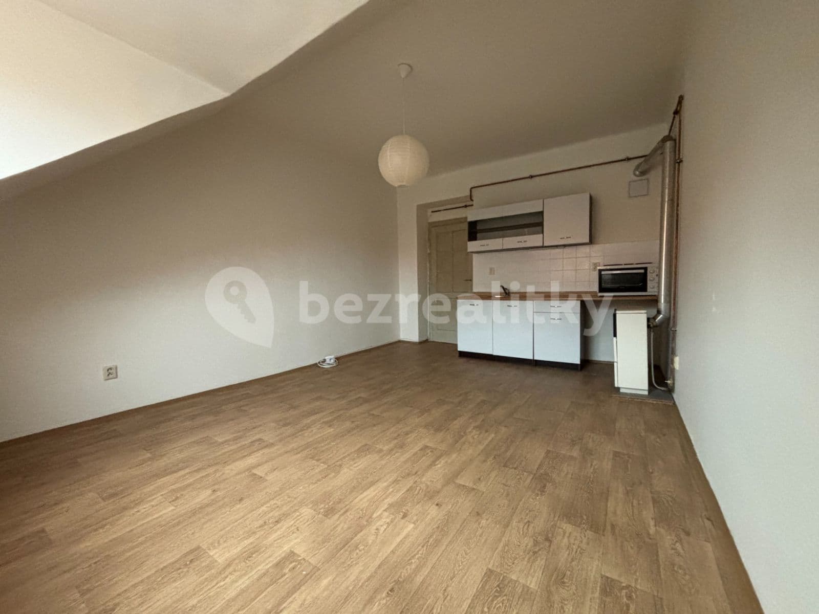 Studio flat to rent, 25 m², Za Poštou, Prague, Prague Studio flat to rent, 25 m², Za Poštou, Prague, Prague
