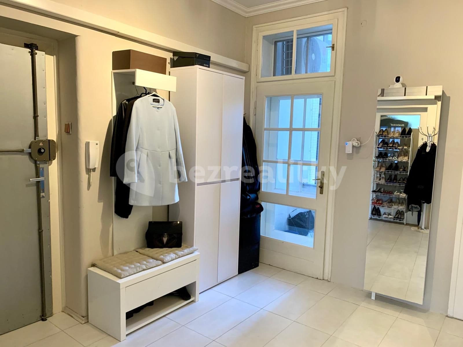 2 bedroom flat to rent, 81 m², Zelená, Prague, Prague 2 bedroom flat to rent, 81 m², Zelená, Prague, Prague