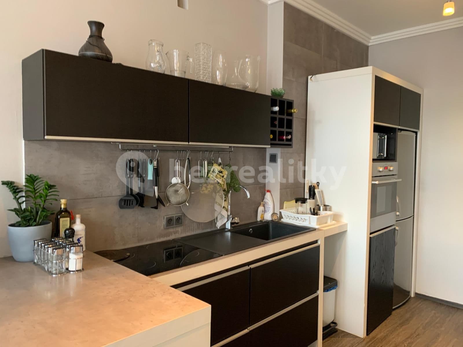 2 bedroom flat to rent, 81 m², Zelená, Prague, Prague 2 bedroom flat to rent, 81 m², Zelená, Prague, Prague