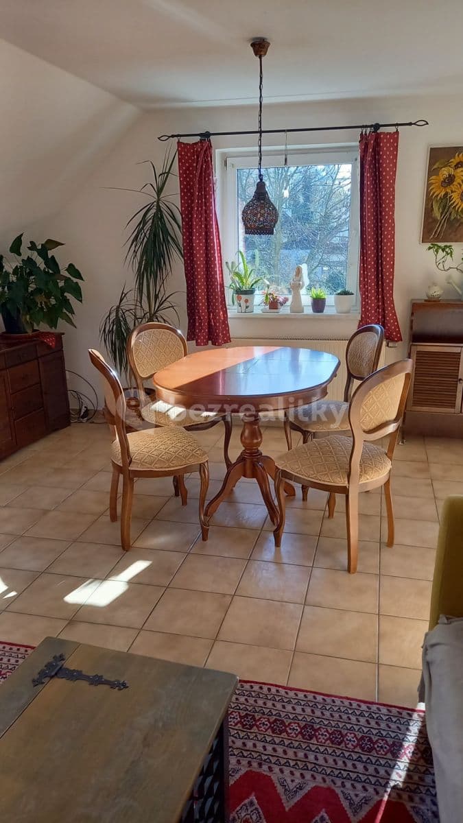 2 bedroom with open-plan kitchen flat to rent, 65 m², Lánov, Královéhradecký Region 2 bedroom with open-plan kitchen flat to rent, 65 m², Lánov, Královéhradecký Region