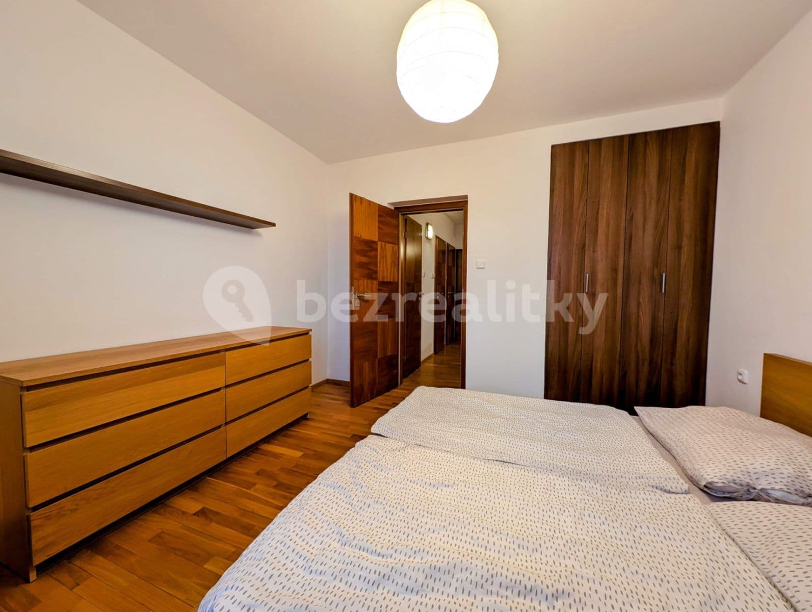 1 bedroom with open-plan kitchen flat to rent, 65 m², U Malvazinky, Prague, Prague 1 bedroom with open-plan kitchen flat to rent, 65 m², U Malvazinky, Prague, Prague