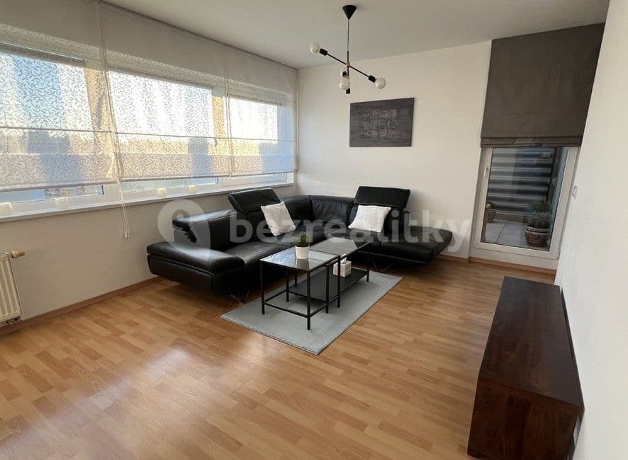 1 bedroom with open-plan kitchen flat to rent, 86 m², Přeštická, Prague, Prague 1 bedroom with open-plan kitchen flat to rent, 86 m², Přeštická, Prague, Prague