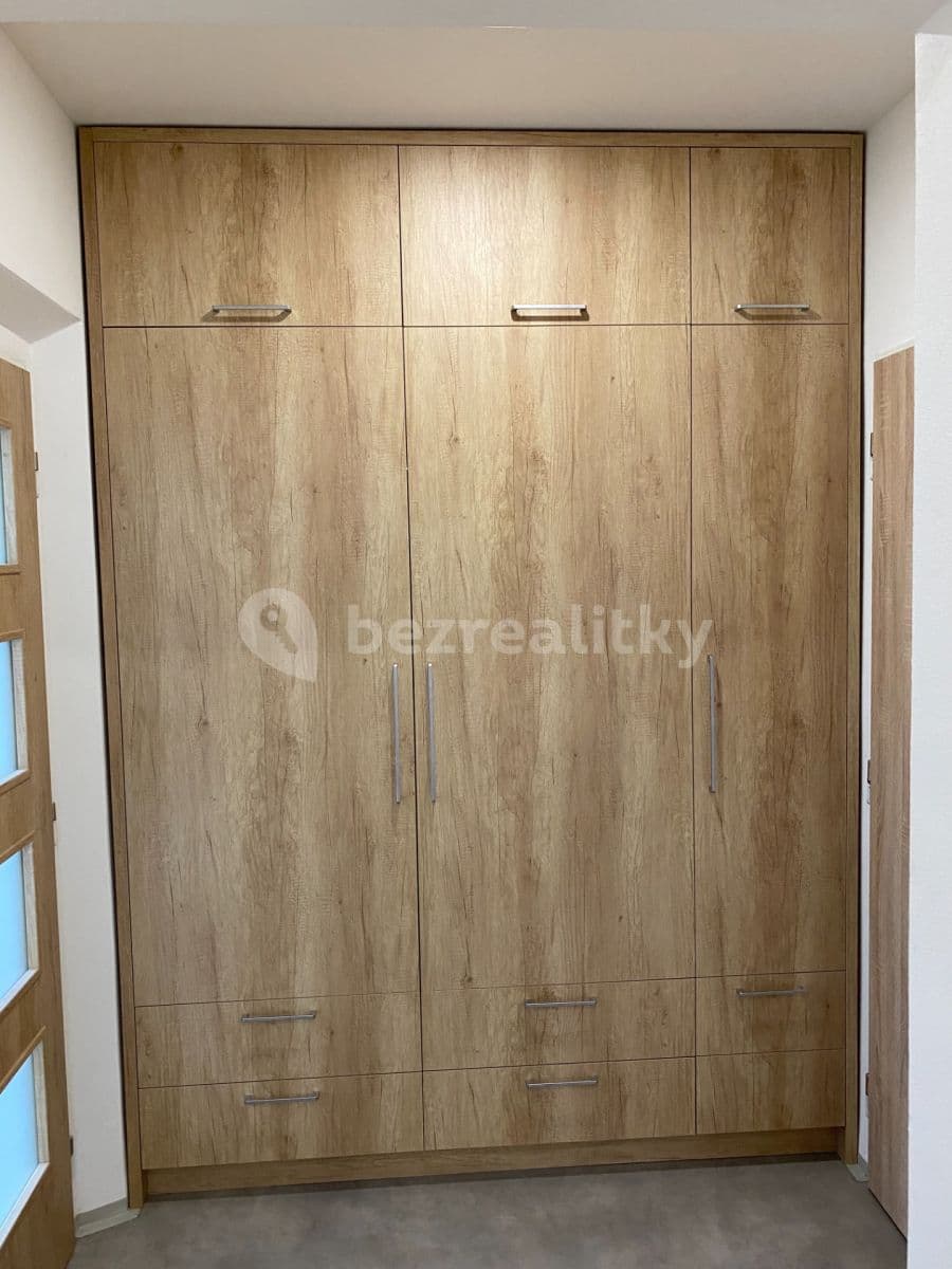 2 bedroom flat to rent, 57 m², Dělnická, Olomouc, Olomoucký Region 2 bedroom flat to rent, 57 m², Dělnická, Olomouc, Olomoucký Region