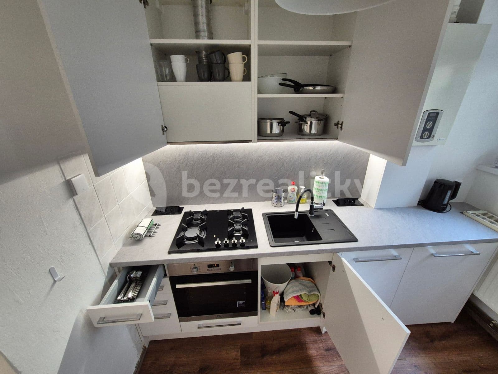 1 bedroom flat to rent, 37 m², Nerudova, Brno, Jihomoravský Region 1 bedroom flat to rent, 37 m², Nerudova, Brno, Jihomoravský Region