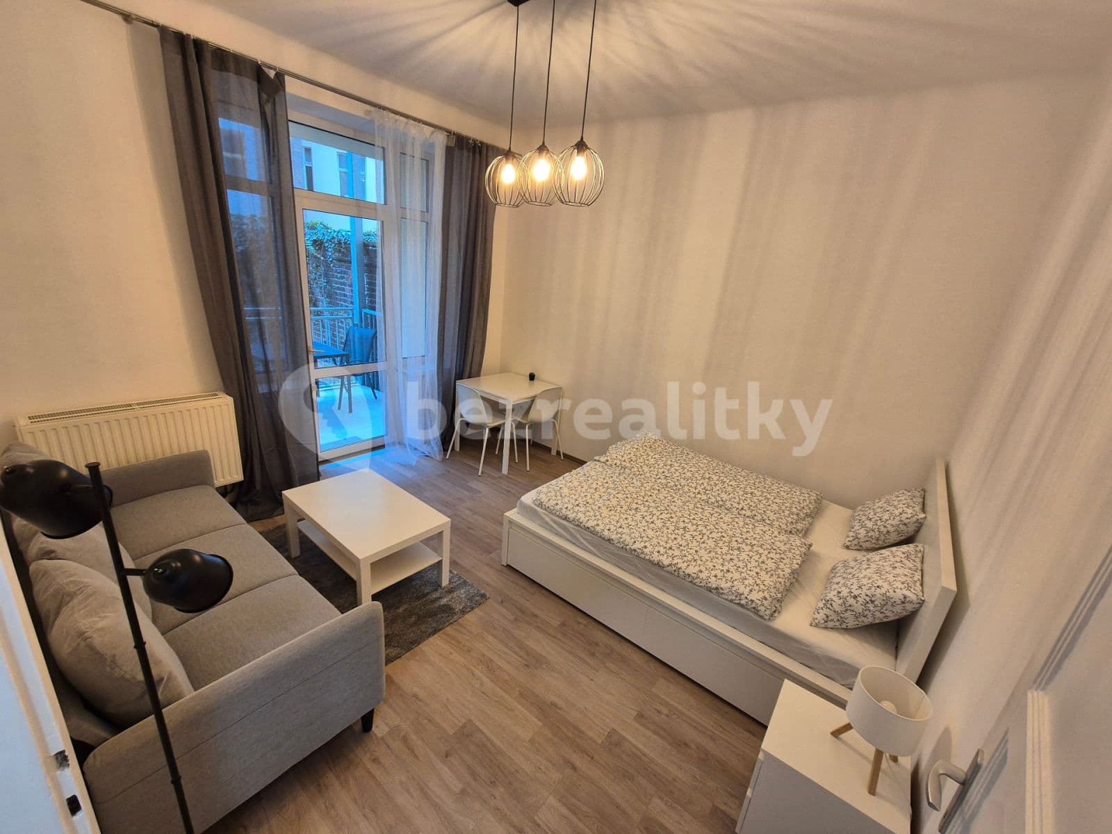 1 bedroom flat to rent, 37 m², Nerudova, Brno, Jihomoravský Region 1 bedroom flat to rent, 37 m², Nerudova, Brno, Jihomoravský Region