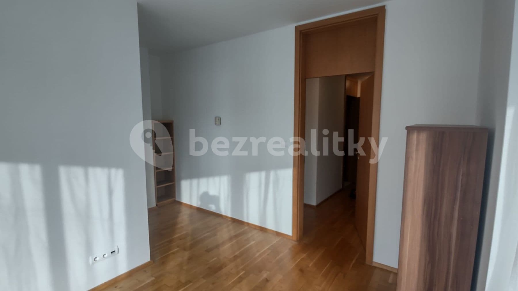 1 bedroom with open-plan kitchen flat to rent, 62 m², Pitterova, Prague, Prague 1 bedroom with open-plan kitchen flat to rent, 62 m², Pitterova, Prague, Prague