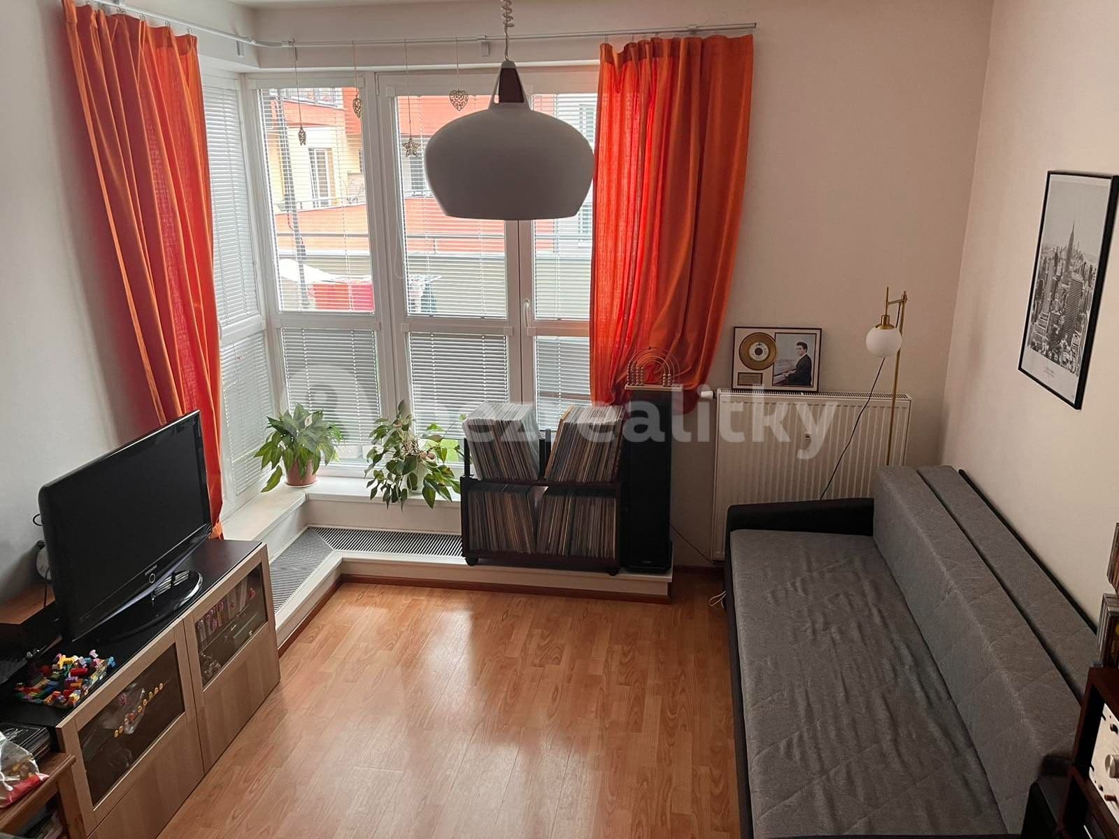 1 bedroom with open-plan kitchen flat to rent, 41 m², Plzeňská, Prague, Prague 1 bedroom with open-plan kitchen flat to rent, 41 m², Plzeňská, Prague, Prague