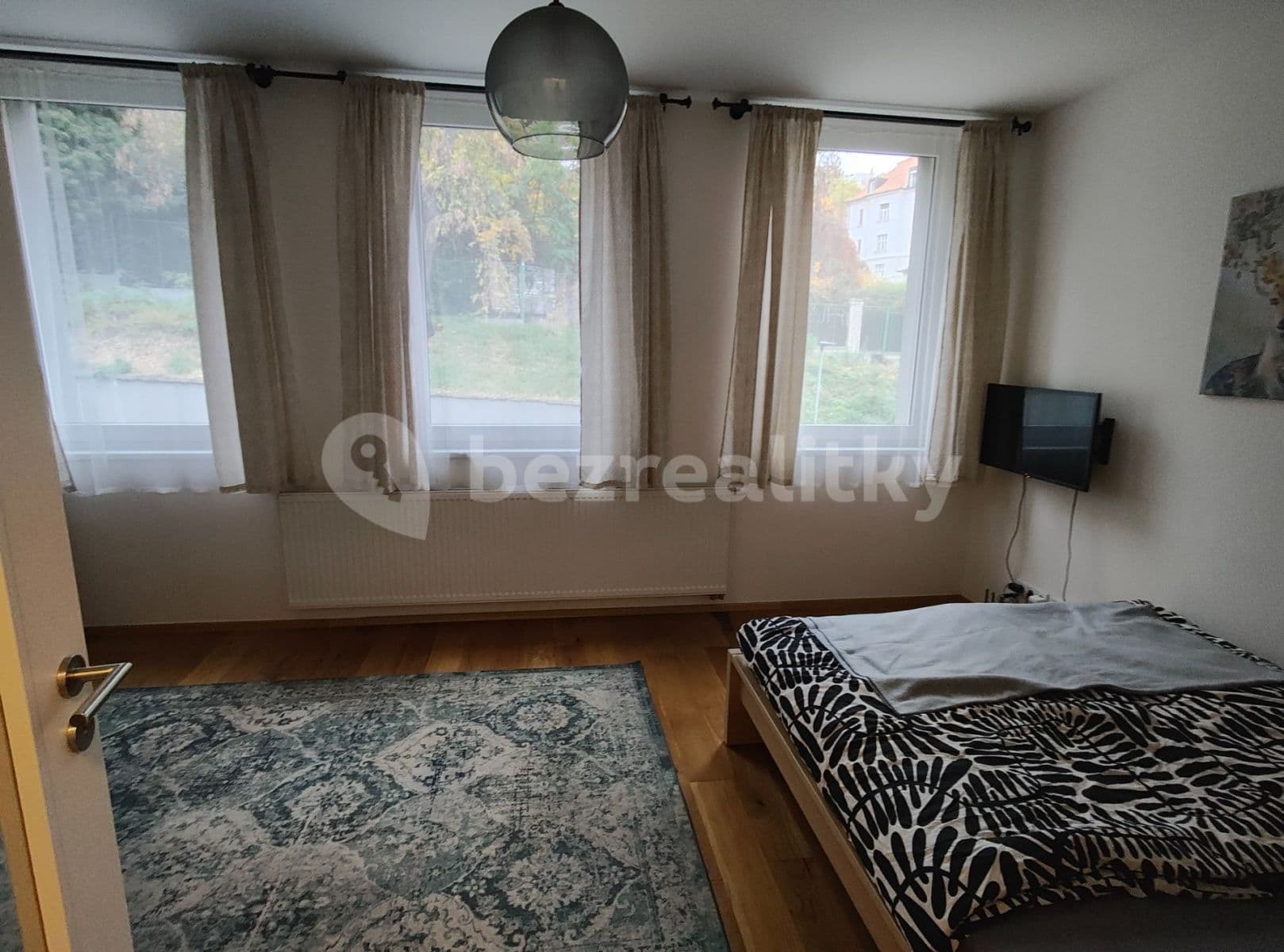 Studio flat to rent, 25 m², Perucká, Prague, Prague Studio flat to rent, 25 m², Perucká, Prague, Prague