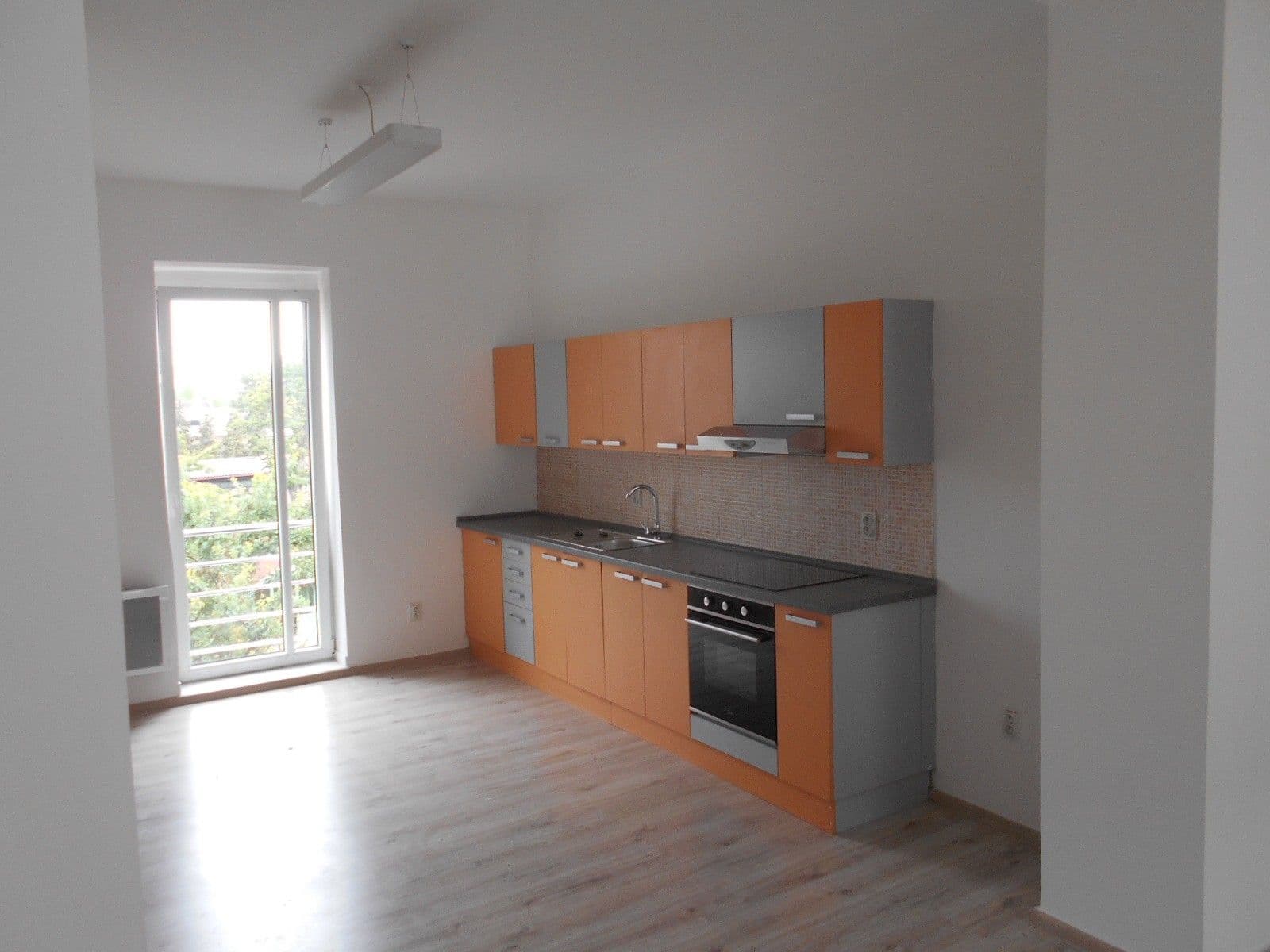 1 bedroom with open-plan kitchen flat to rent, 68 m², Louny, Ústecký Region 1 bedroom with open-plan kitchen flat to rent, 68 m², Louny, Ústecký Region