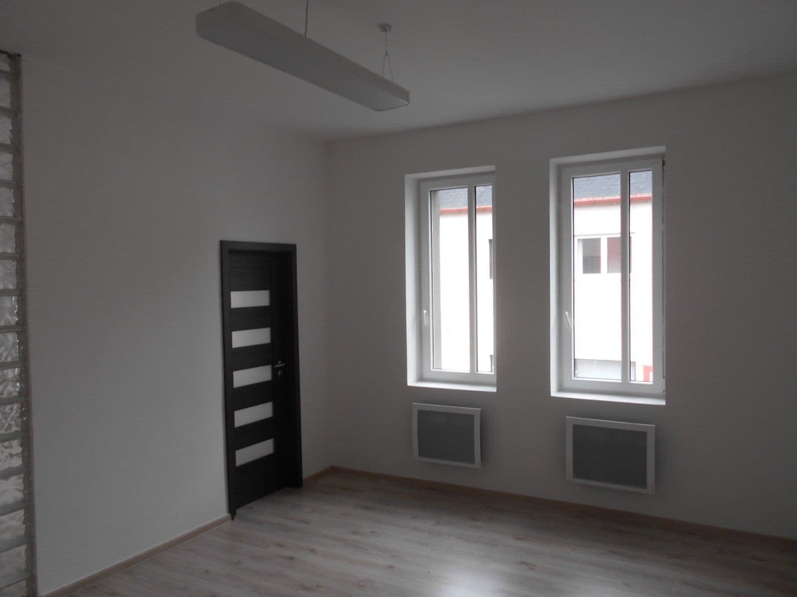 1 bedroom with open-plan kitchen flat to rent, 68 m², Louny, Ústecký Region 1 bedroom with open-plan kitchen flat to rent, 68 m², Louny, Ústecký Region