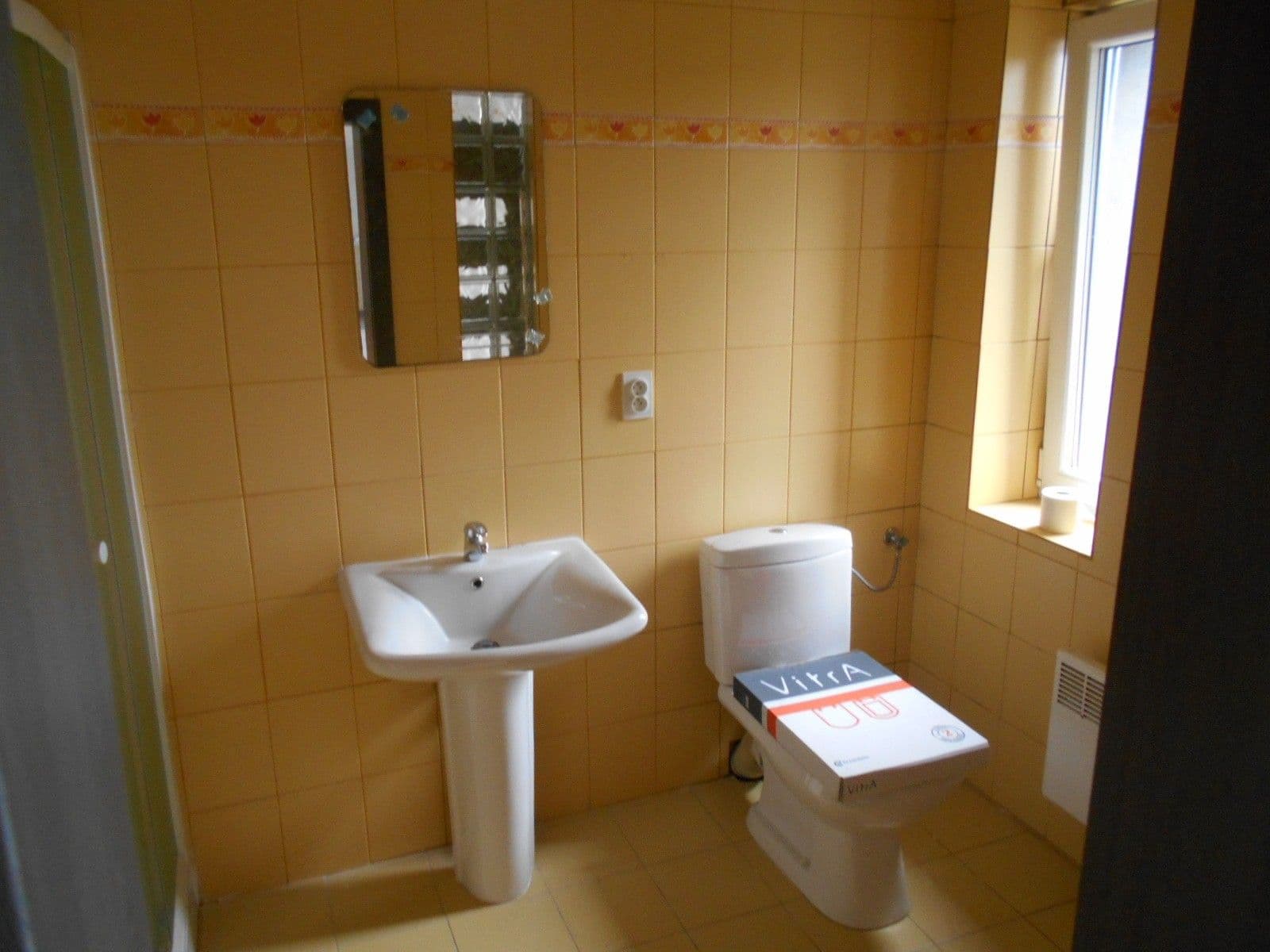 1 bedroom with open-plan kitchen flat to rent, 68 m², Louny, Ústecký Region 1 bedroom with open-plan kitchen flat to rent, 68 m², Louny, Ústecký Region