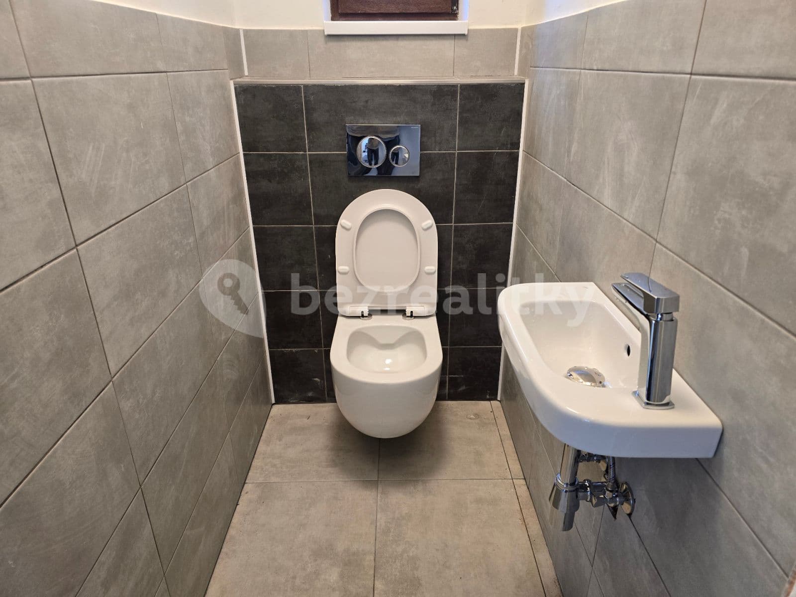 house for sale, 144 m², Lesík, Kladno, Středočeský Region house for sale, 144 m², Lesík, Kladno, Středočeský Region