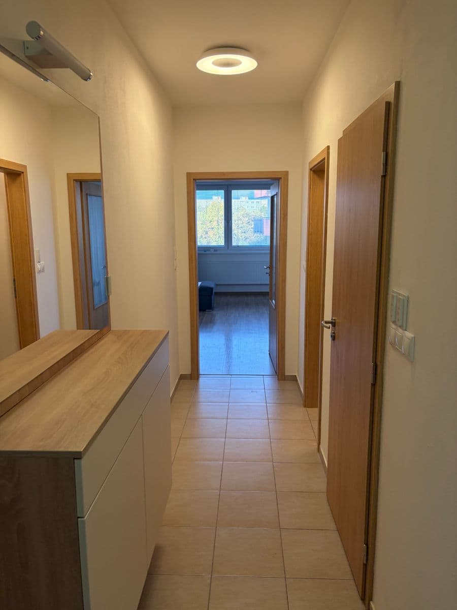 2 bedroom with open-plan kitchen flat to rent, 65 m², Přírodní, Brno, Jihomoravský Region 2 bedroom with open-plan kitchen flat to rent, 65 m², Přírodní, Brno, Jihomoravský Region