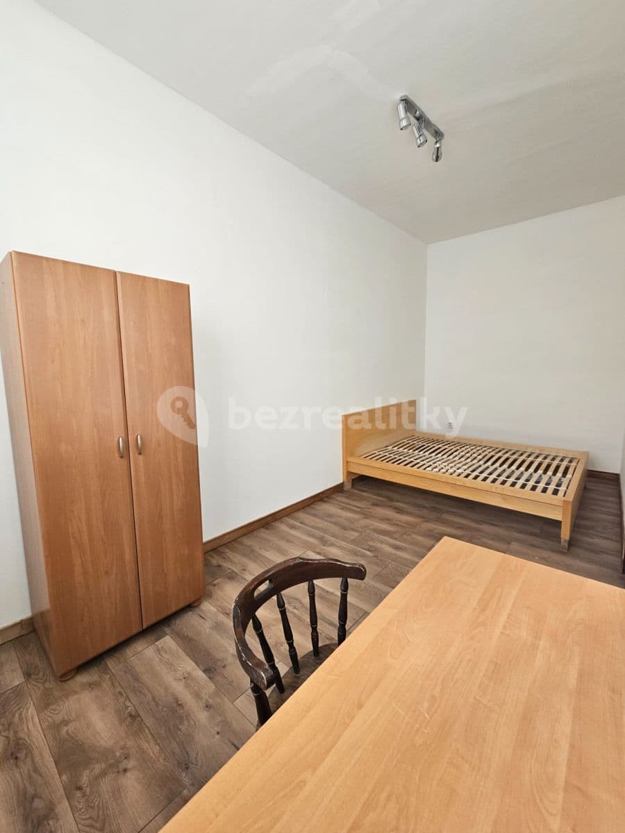 1 bedroom with open-plan kitchen flat to rent, 75 m², Raisova, Karlovy Vary, Karlovarský Region 1 bedroom with open-plan kitchen flat to rent, 75 m², Raisova, Karlovy Vary, Karlovarský Region