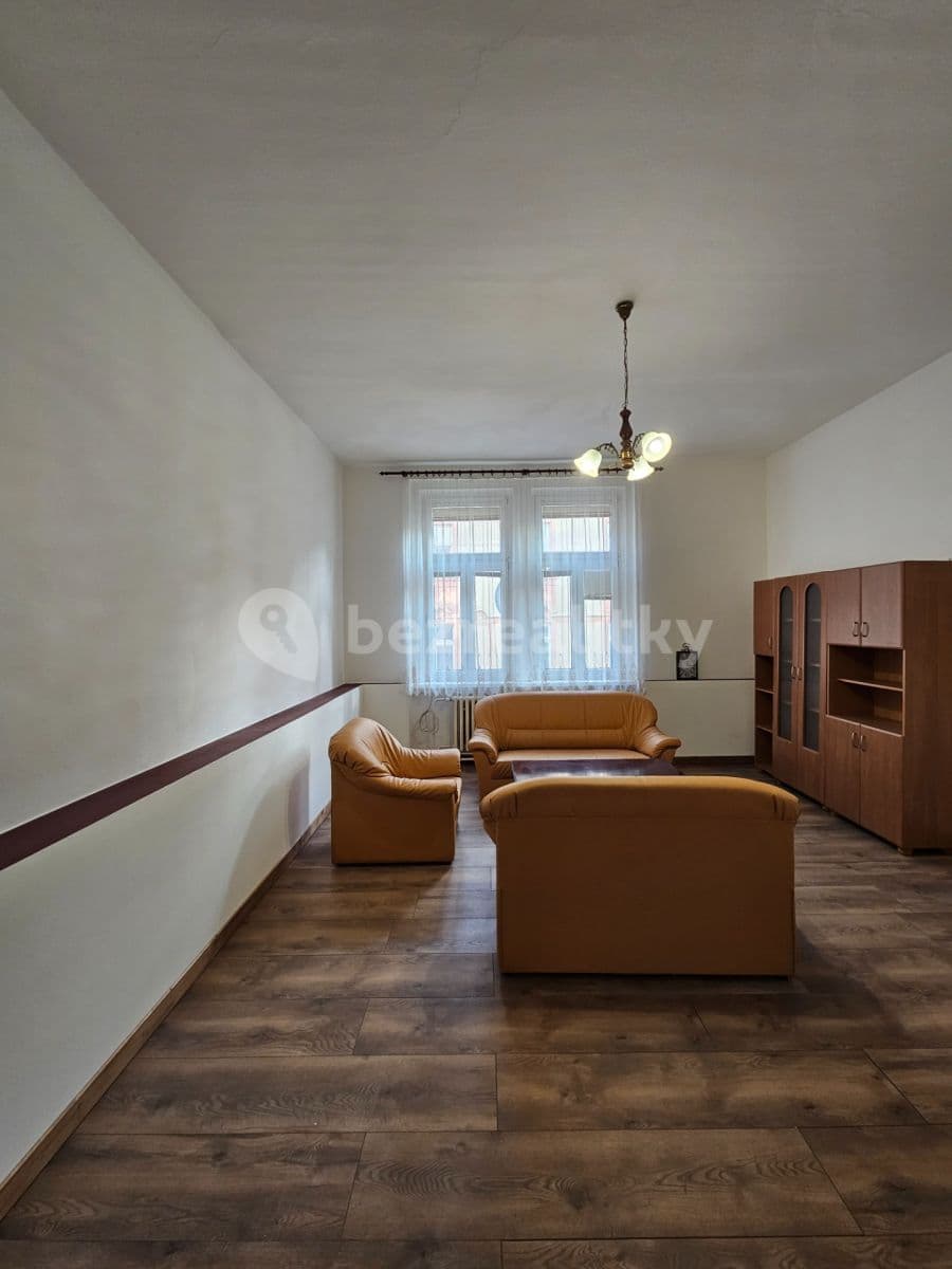 1 bedroom with open-plan kitchen flat to rent, 75 m², Raisova, Karlovy Vary, Karlovarský Region 1 bedroom with open-plan kitchen flat to rent, 75 m², Raisova, Karlovy Vary, Karlovarský Region